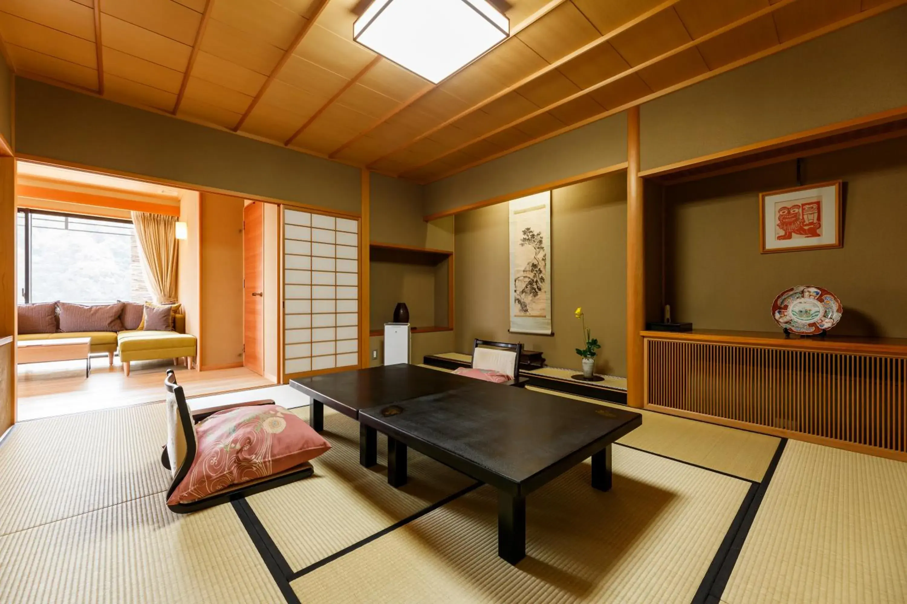 Living room in Tachibana Shikitei