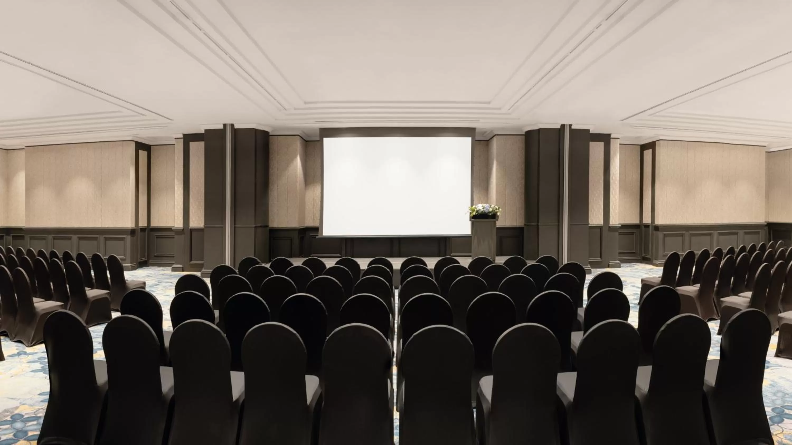 Meeting/conference room in InterContinental Bangkok by IHG