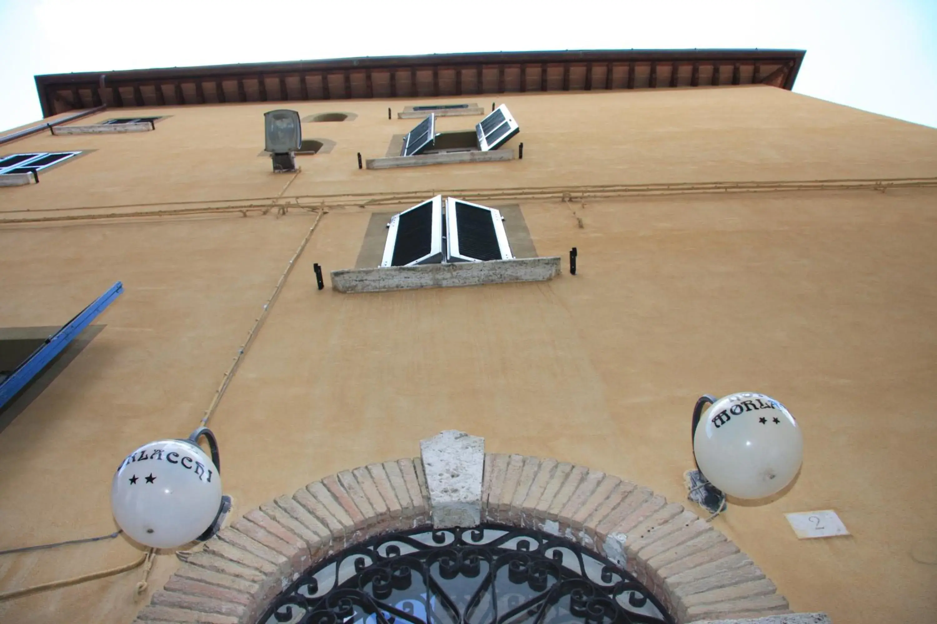 Facade/entrance in Hotel Morlacchi