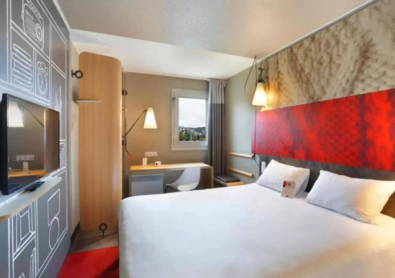 Bedroom in Ibis Le Havre Sud Harfleur
