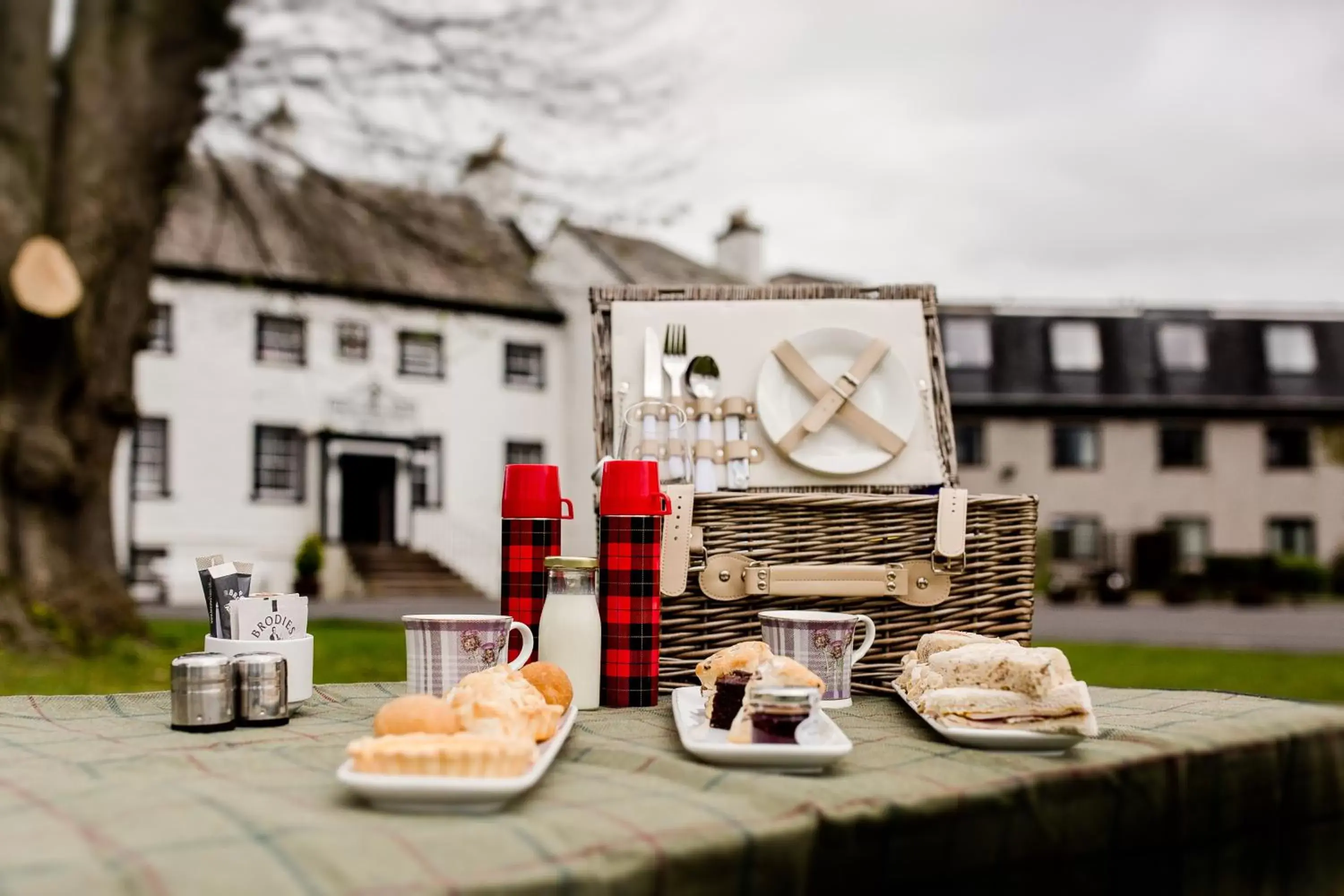 Food in Gretna Hall Hotel