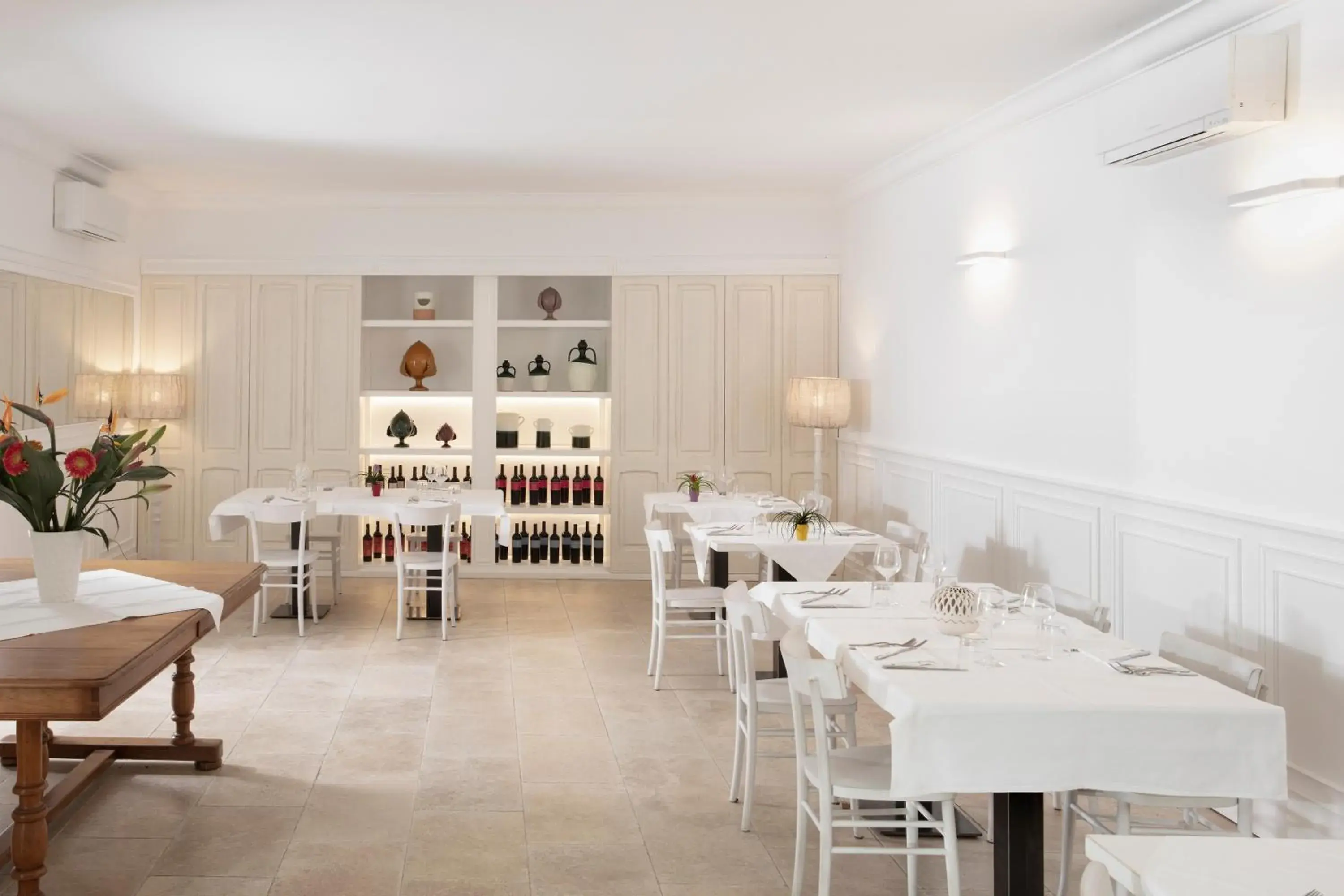 Restaurant/places to eat in Masseria Mongiò dell'Elefante Restaurant/places to eat in Masseria Mongiò dell'Elefante