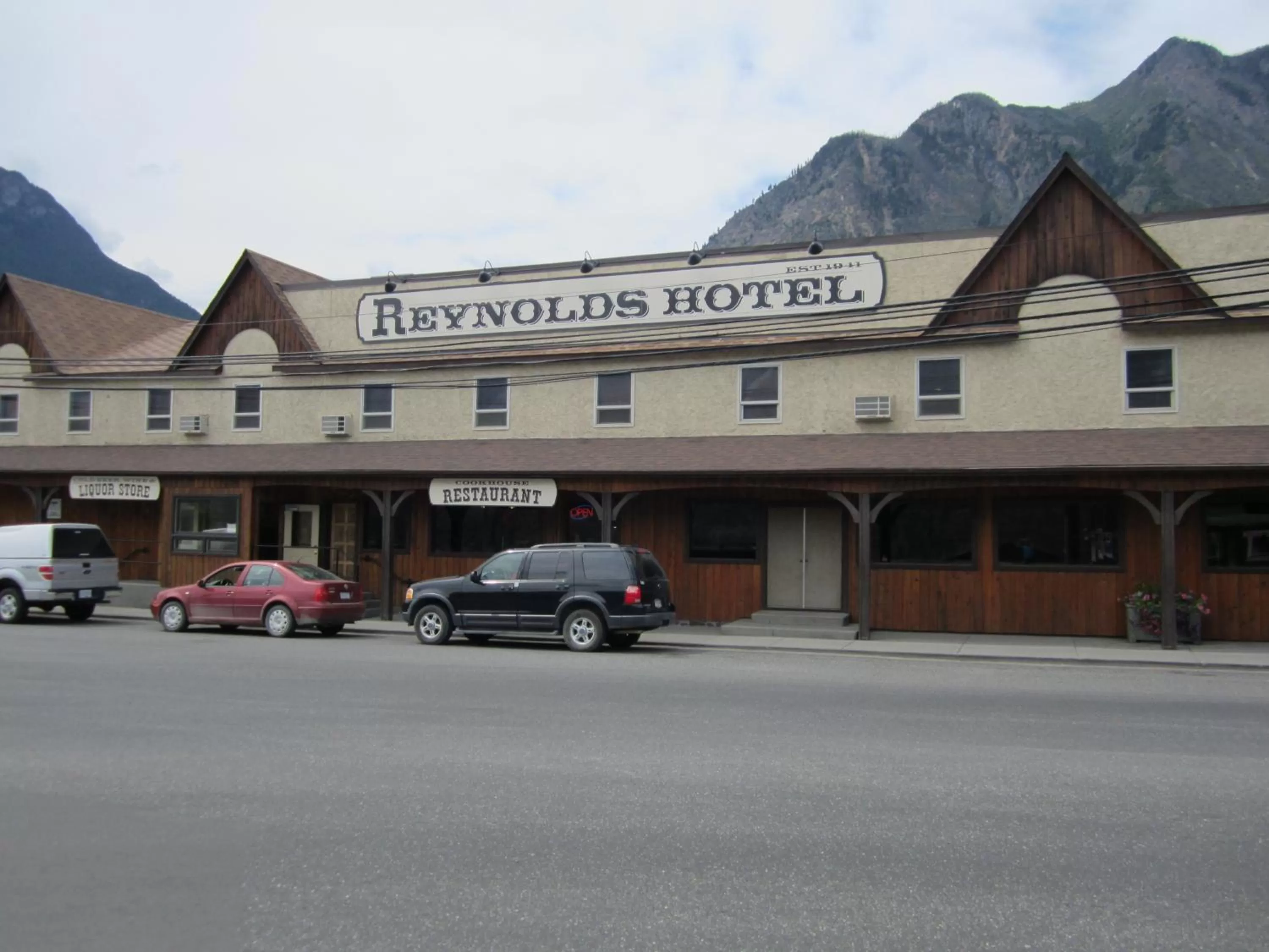 Reynolds Hotel