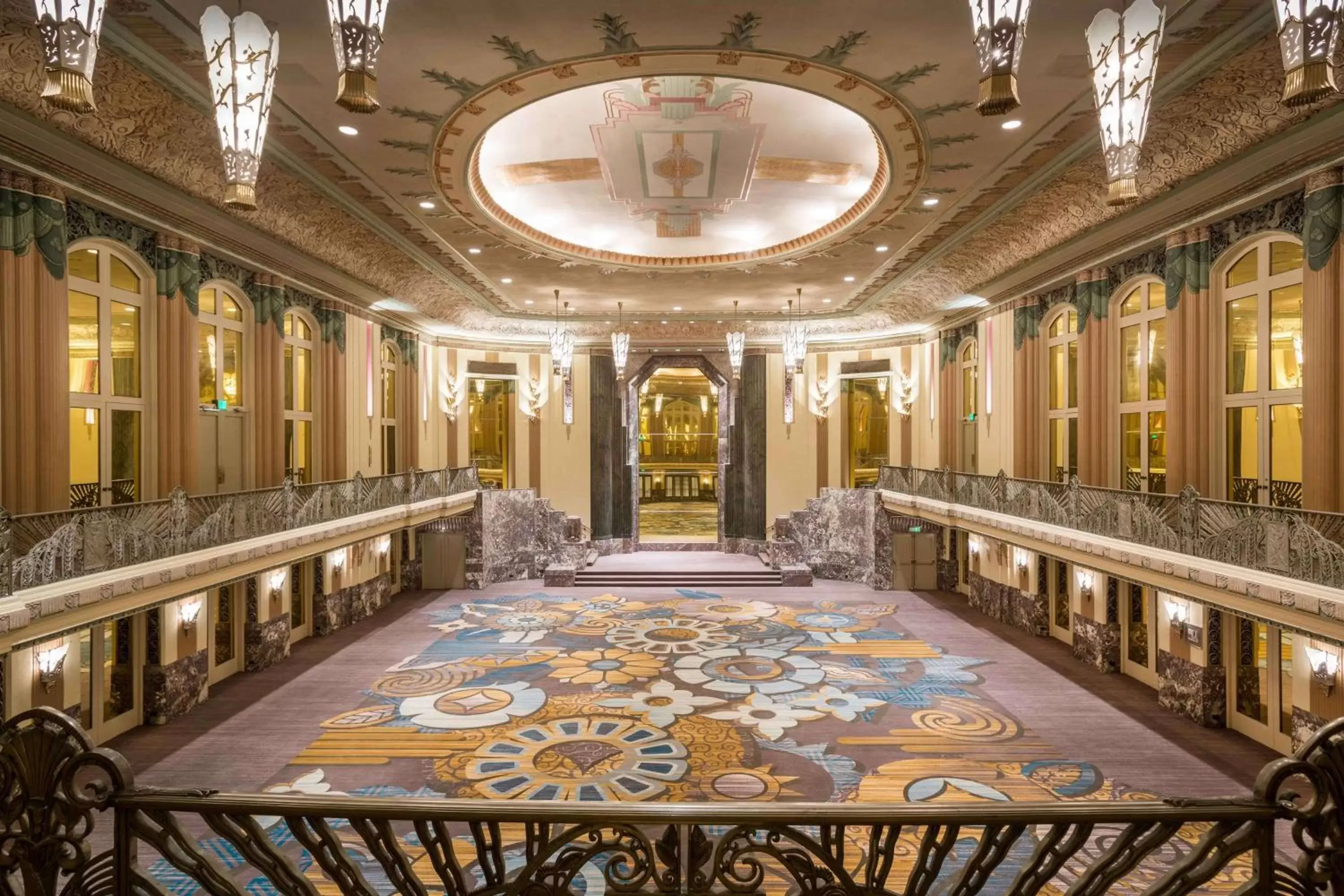 Meeting/conference room in Hilton Cincinnati Netherland Plaza