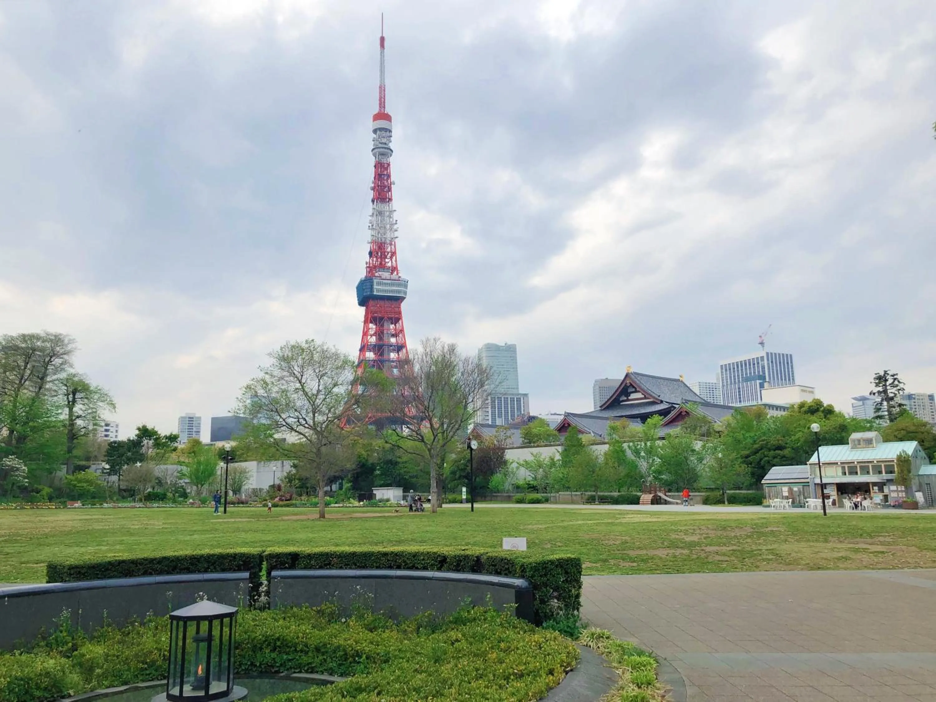 Nearby landmark in HOTEL TAVINOS Hamamatsucho