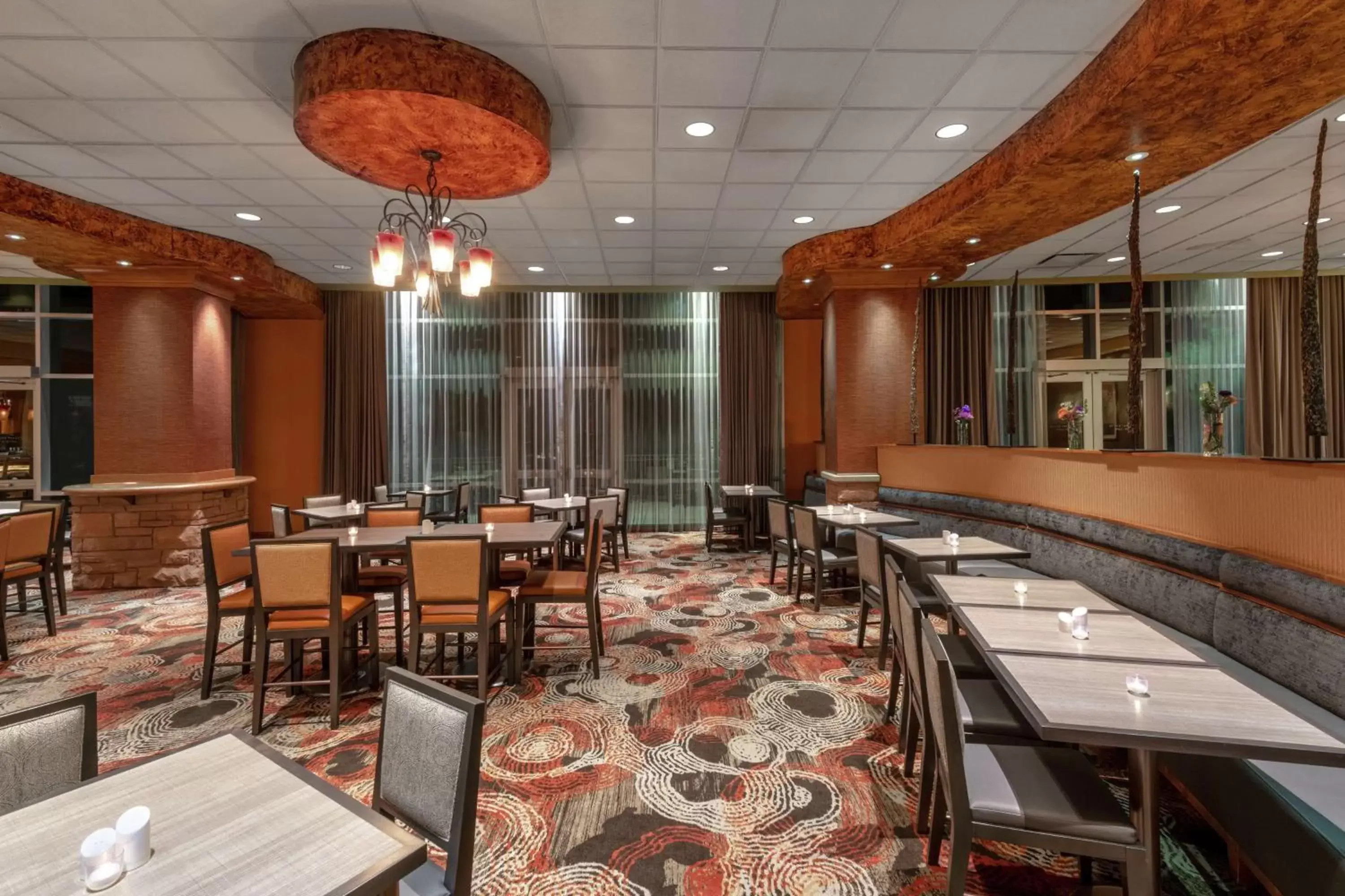 Restaurant/Places to Eat in Embassy Suites Loveland Hotel, Spa & Conference Center
