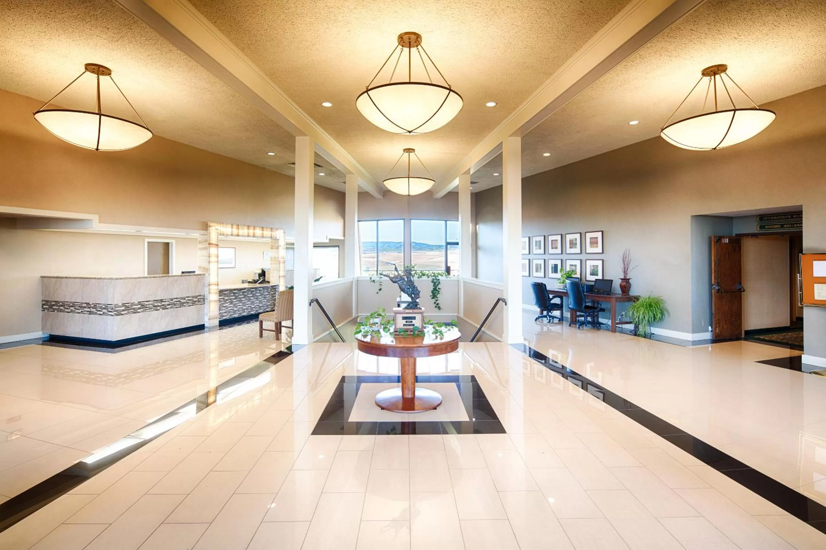 Decorative detail in Red Lion Hotel Pendleton