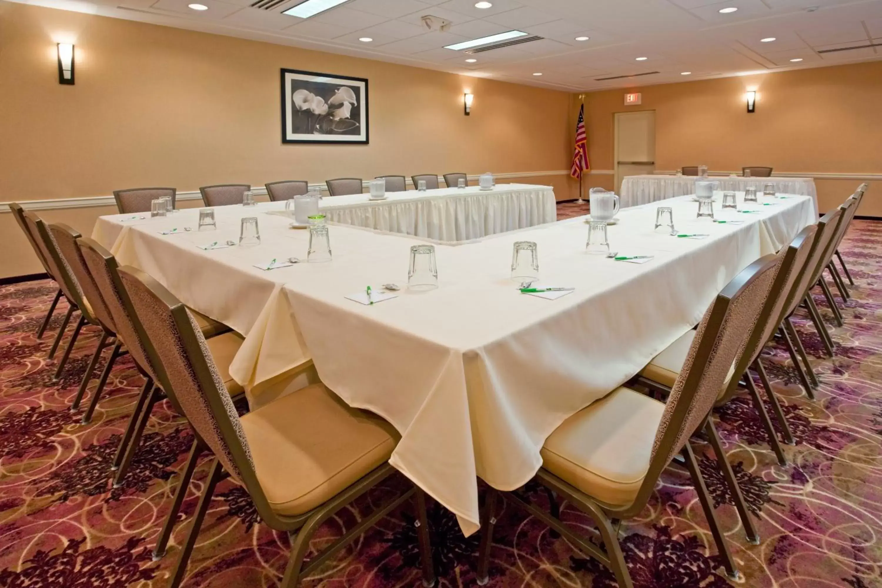 Meeting/conference room in Armoni Inn & Suites