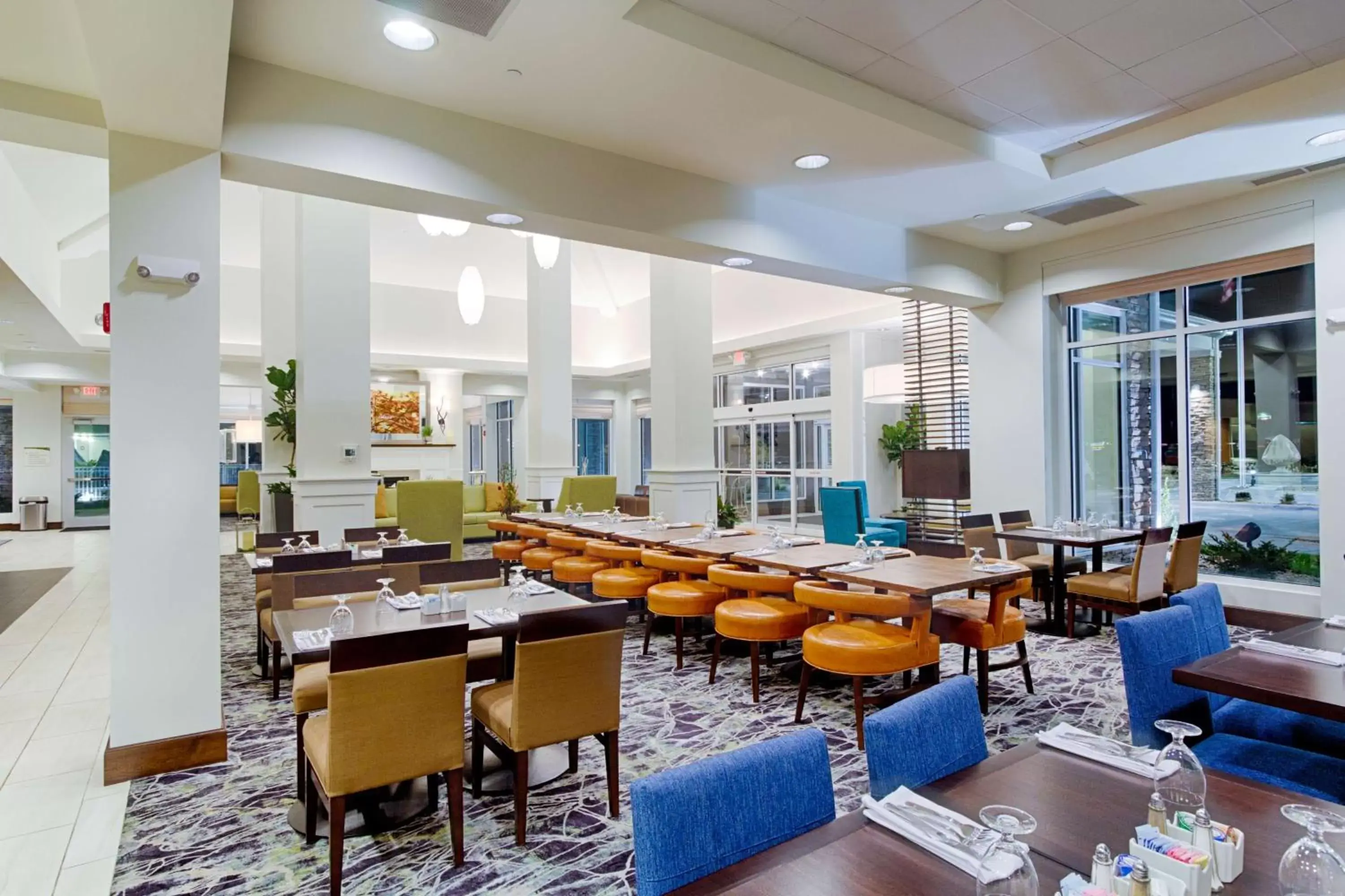 Dining area, Restaurant/Places to Eat in Hilton Garden Inn Salina