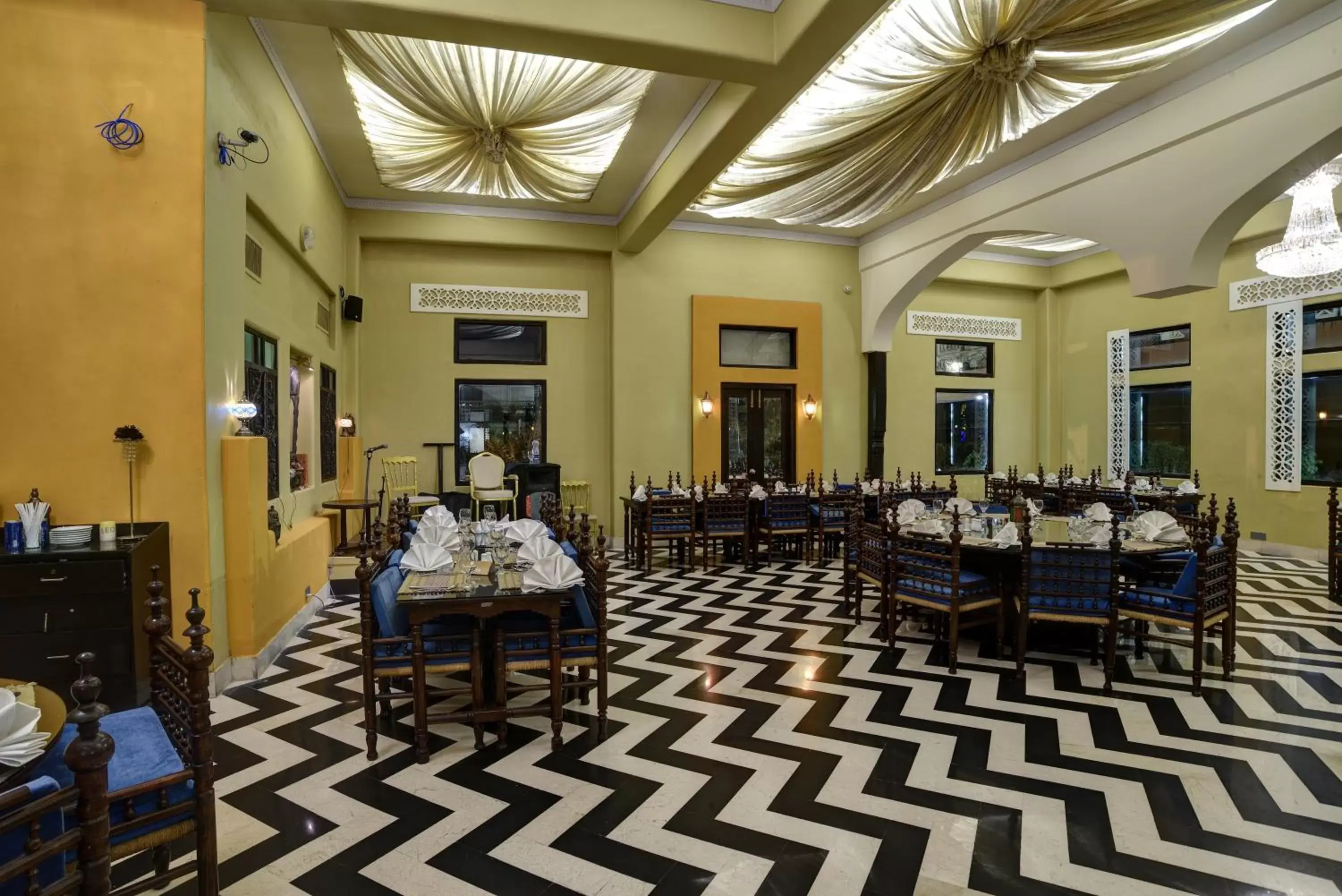 Restaurant/Places to Eat in Pearl Continental Hotel, Rawalpindi