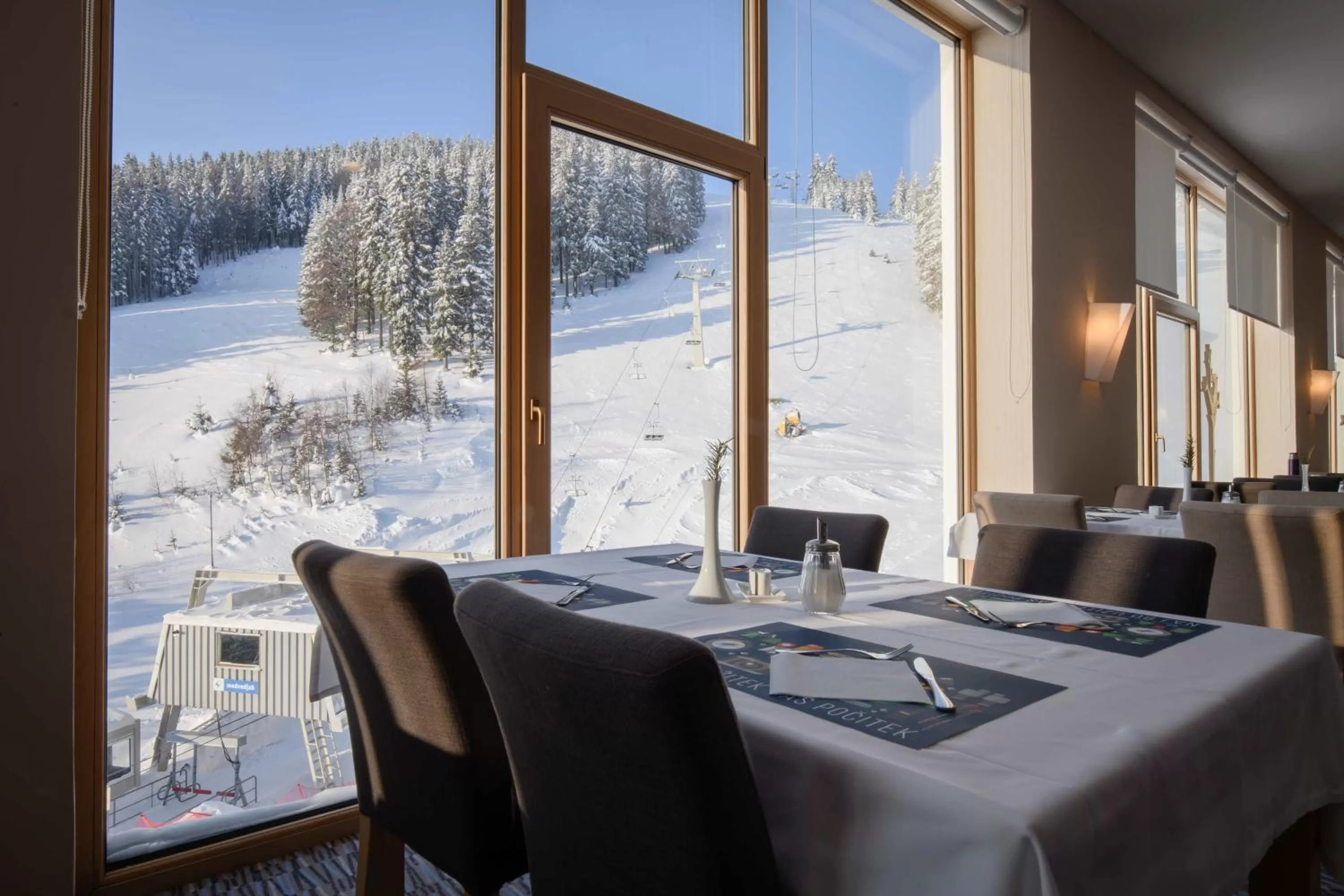 Restaurant/places to eat in Wellness Hotel Montis