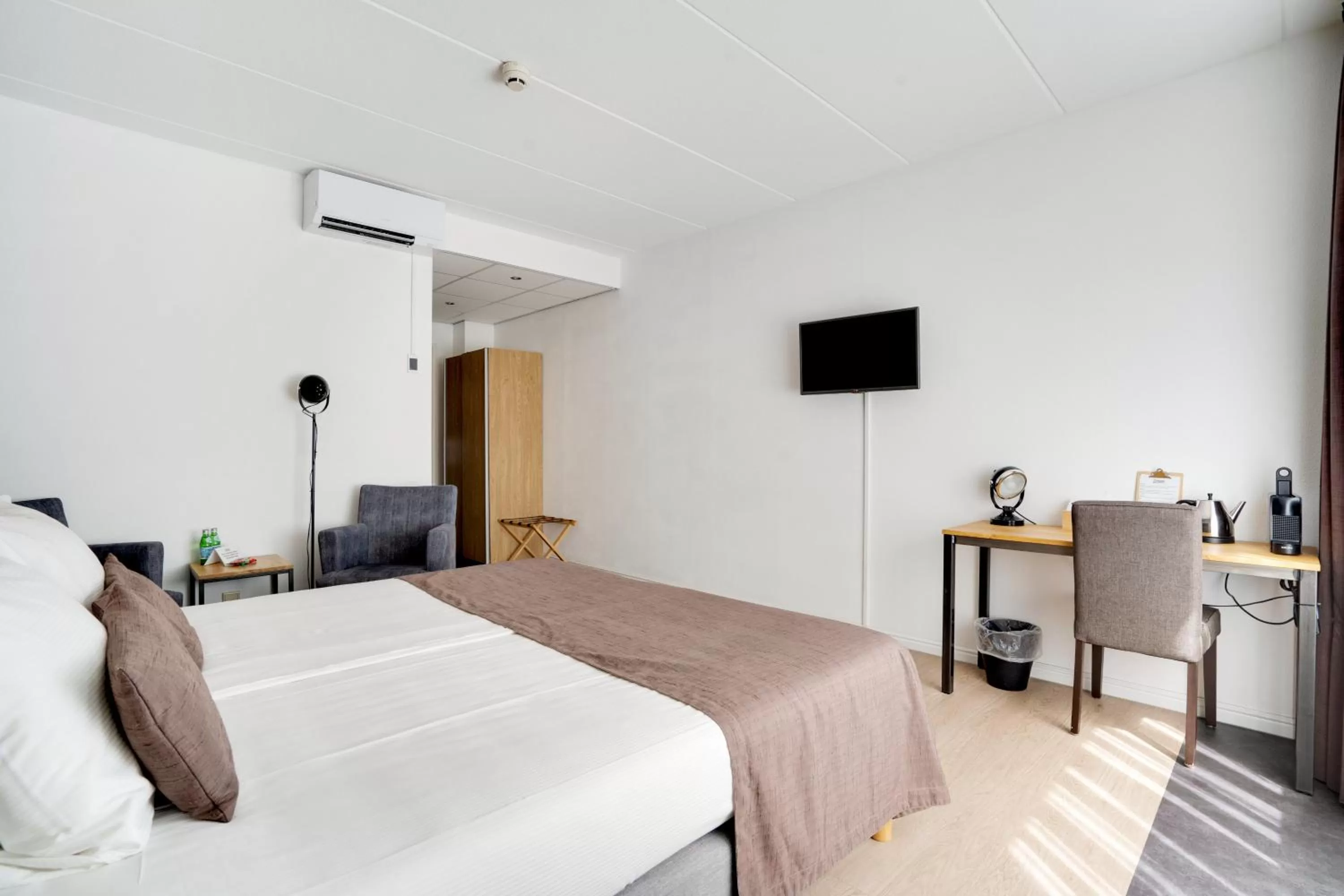 Photo of the whole room, Bed in Hotel Bieze