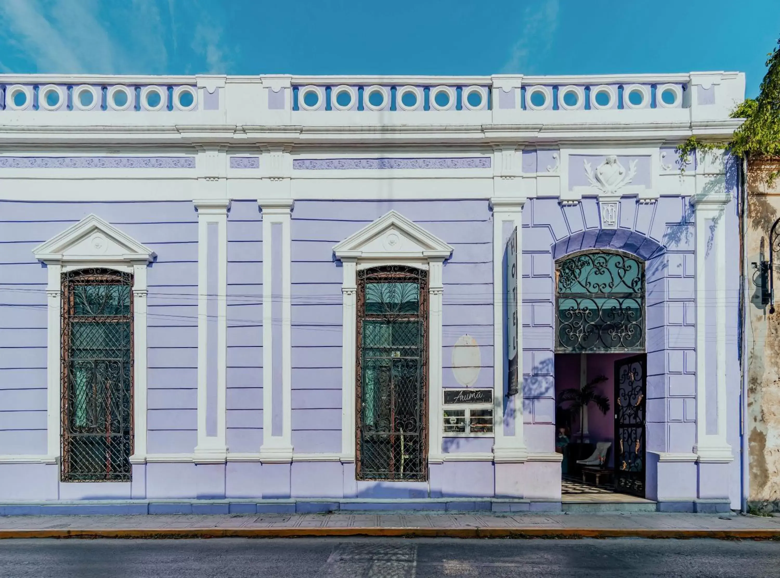 Facade/entrance in Hotel Lavanda CAS Merida Facade/entrance in Hotel Lavanda CAS Merida