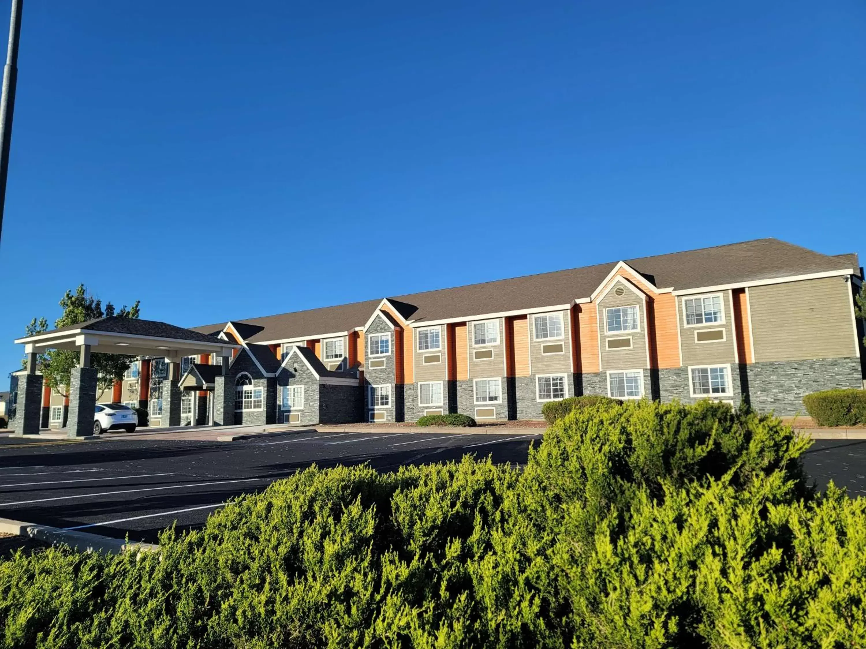 Property Building in Best Western Bellemont Shadow Mountain Inn