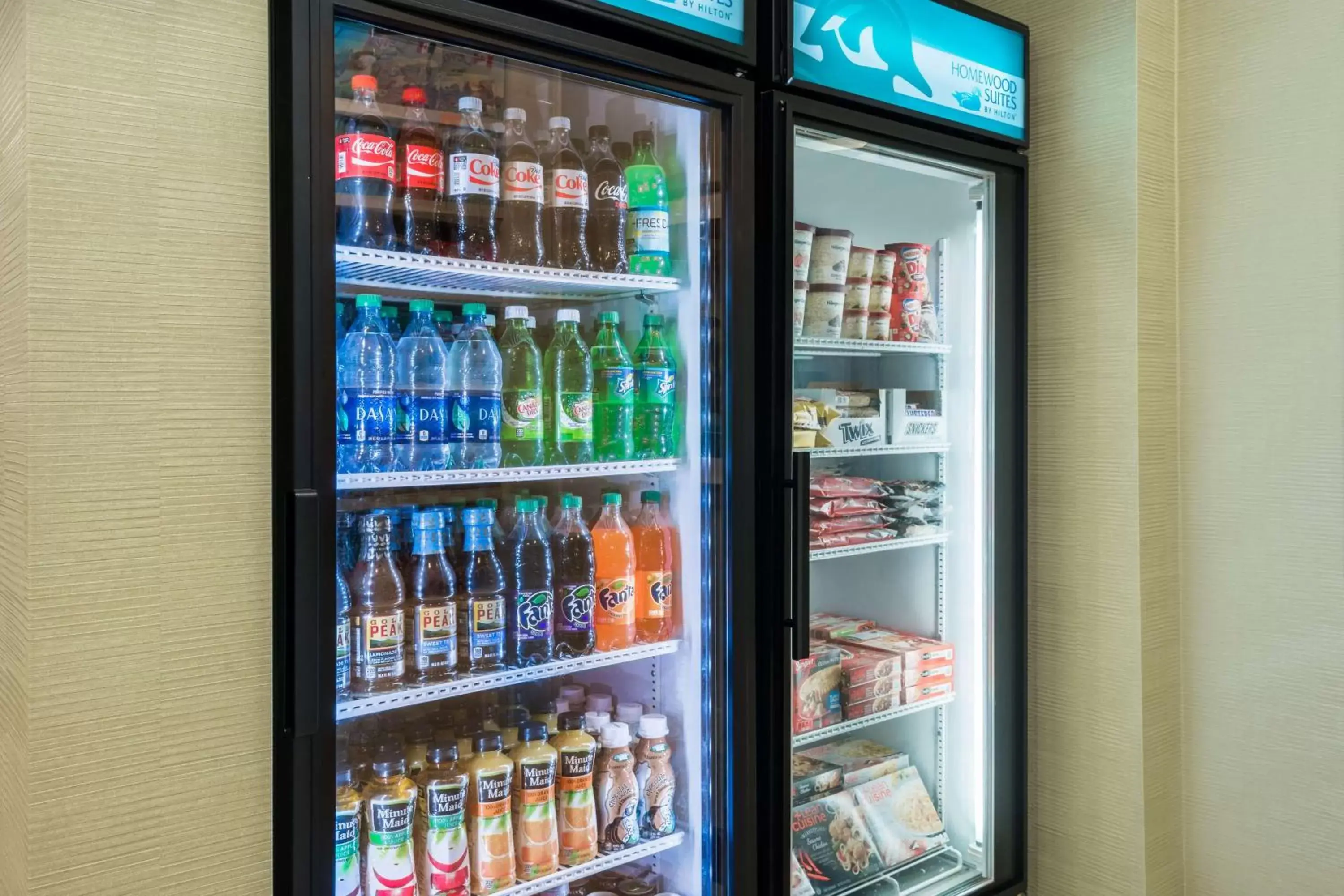 Dining area, Supermarket/Shops in Homewood Suites by Hilton Holyoke-Springfield/North