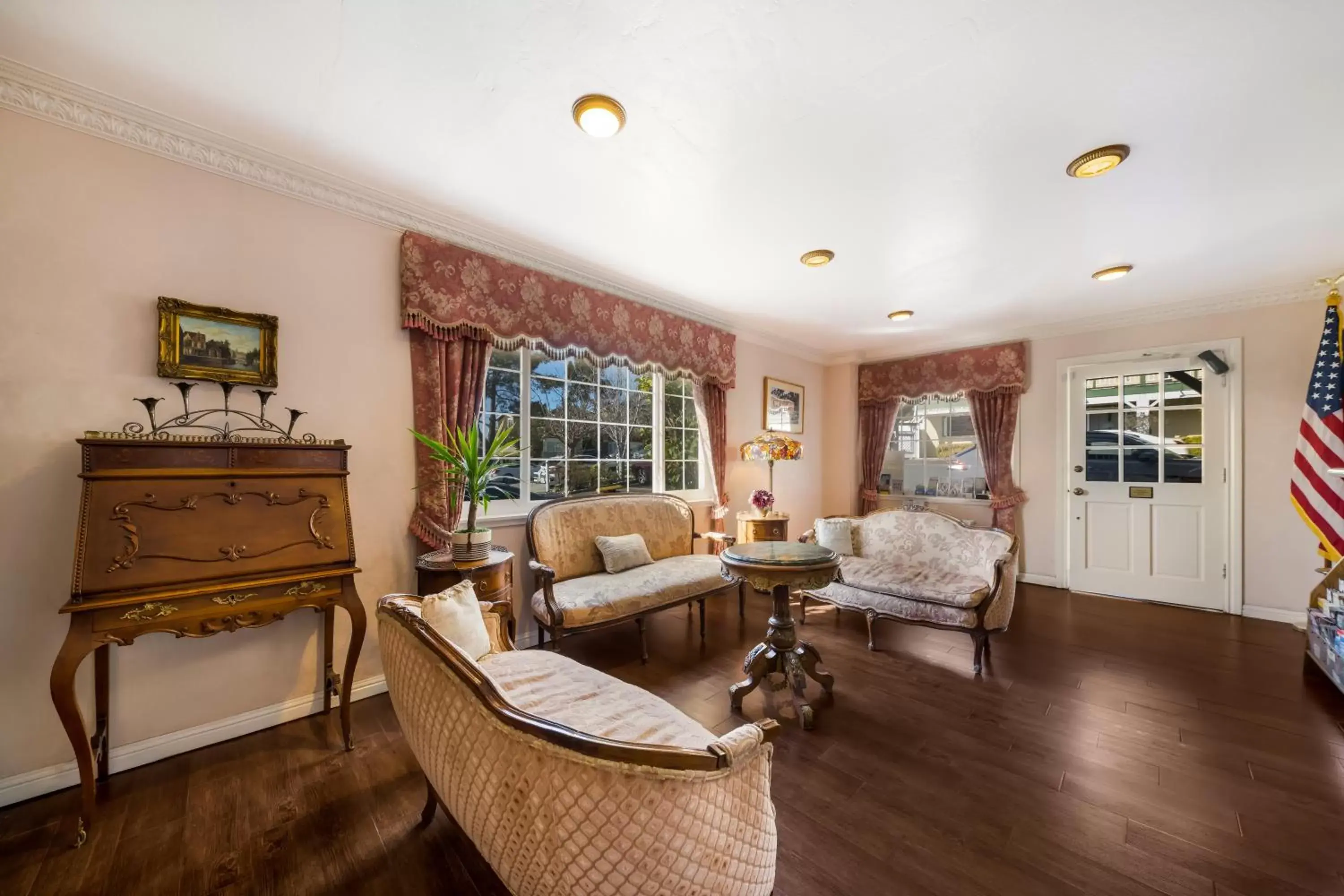 Lobby or reception in Carmel Inn & Suites Lobby or reception in Carmel Inn & Suites