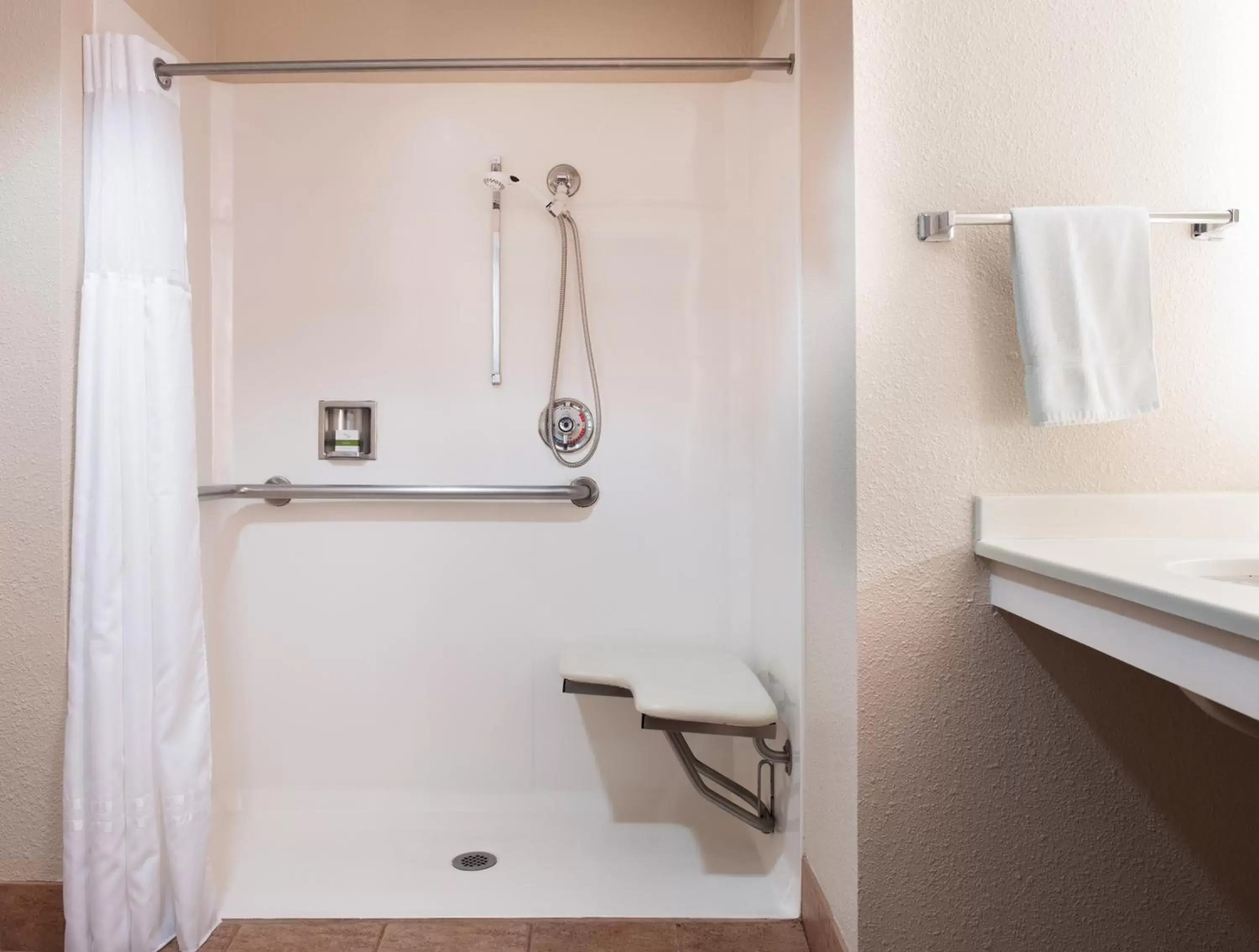 Shower, Bathroom in Larkspur Landing South San Francisco-An All-Suite Hotel
