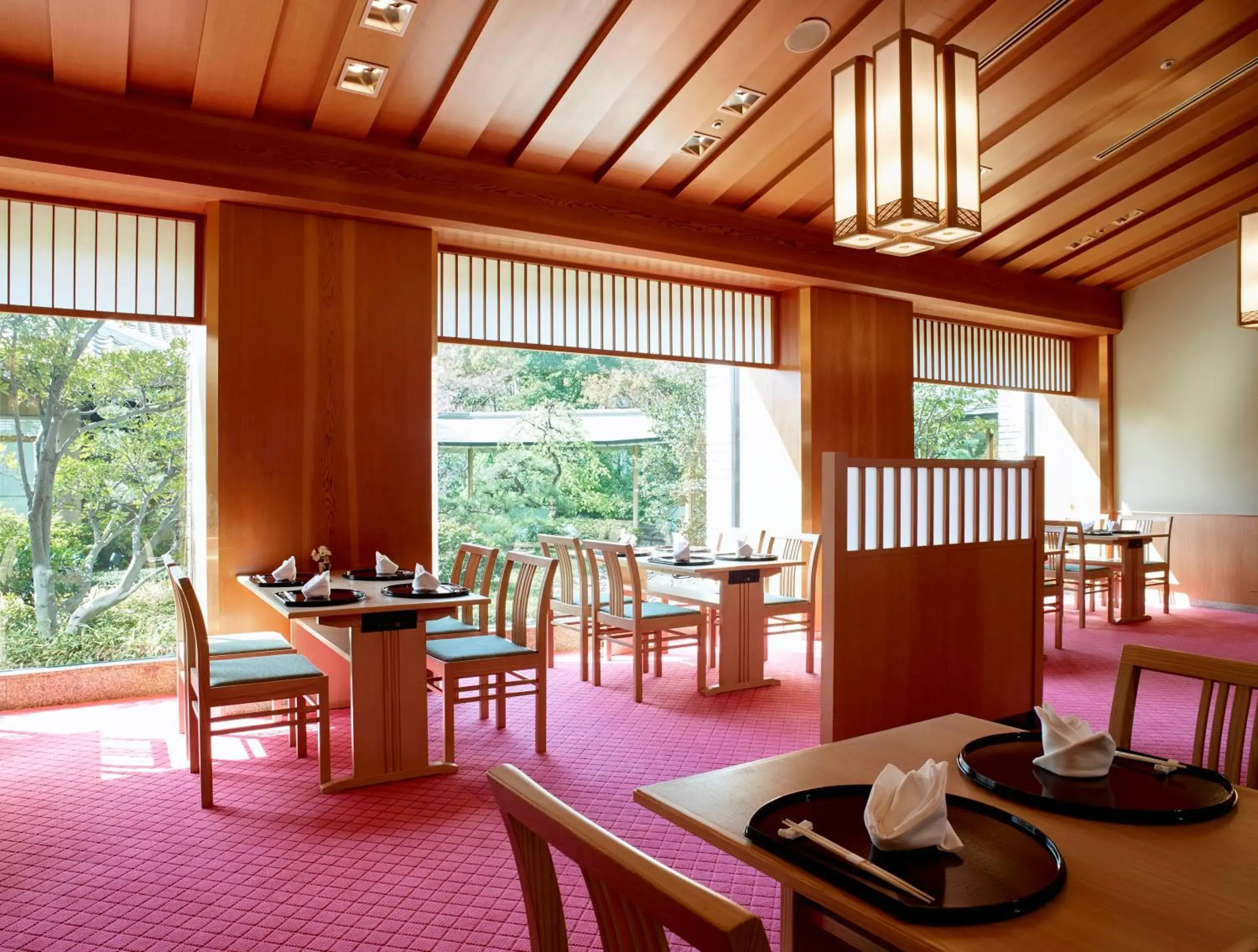 Restaurant/Places to Eat in Hotel Okura Kobe