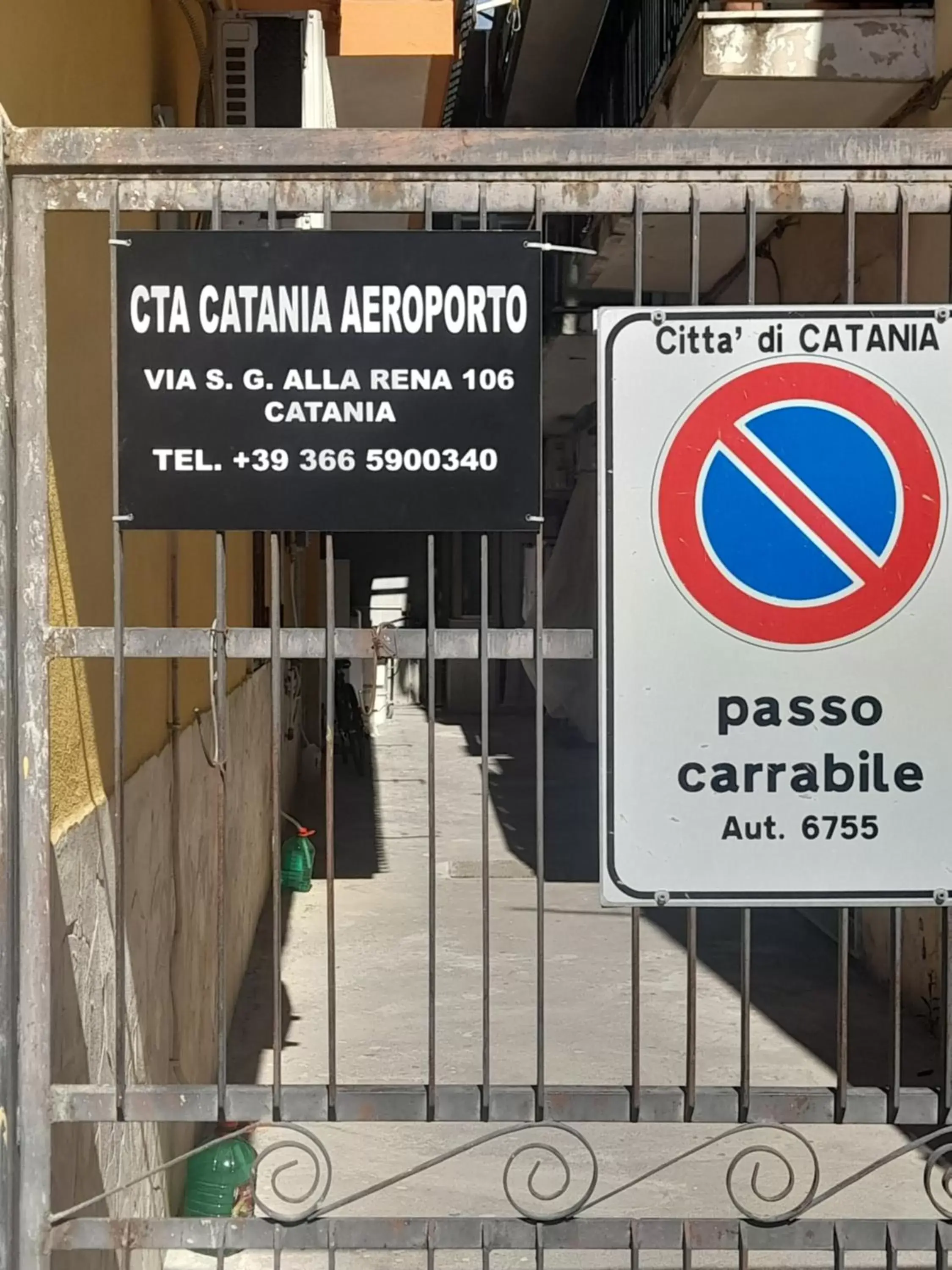 Logo/Certificate/Sign, Floor Plan in CTA Catania Aeroporto fontanarossa taxi aeroporto h24 gratis reception h24