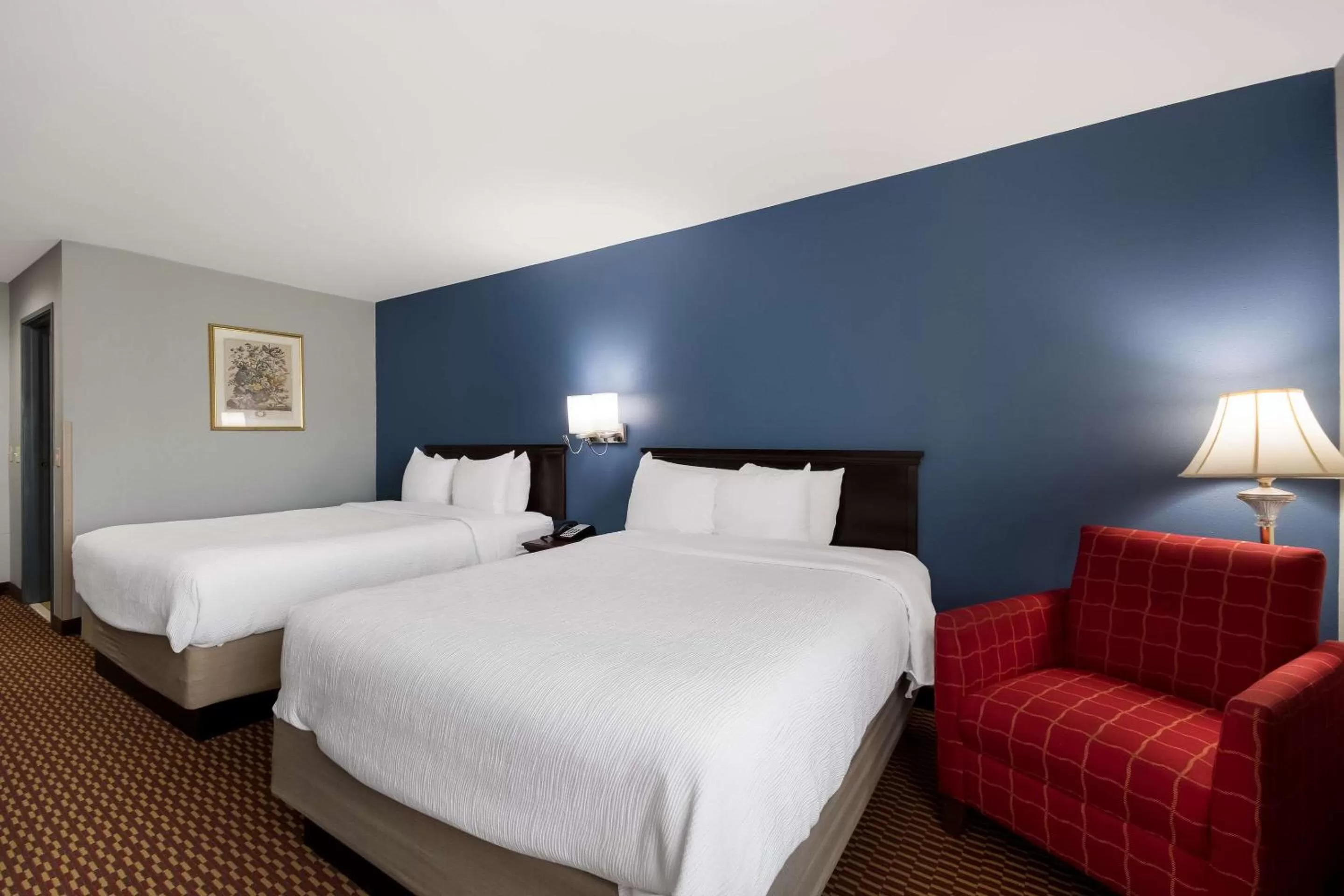 Bedroom, Bed in Quality Inn & Suites Oklahoma City North