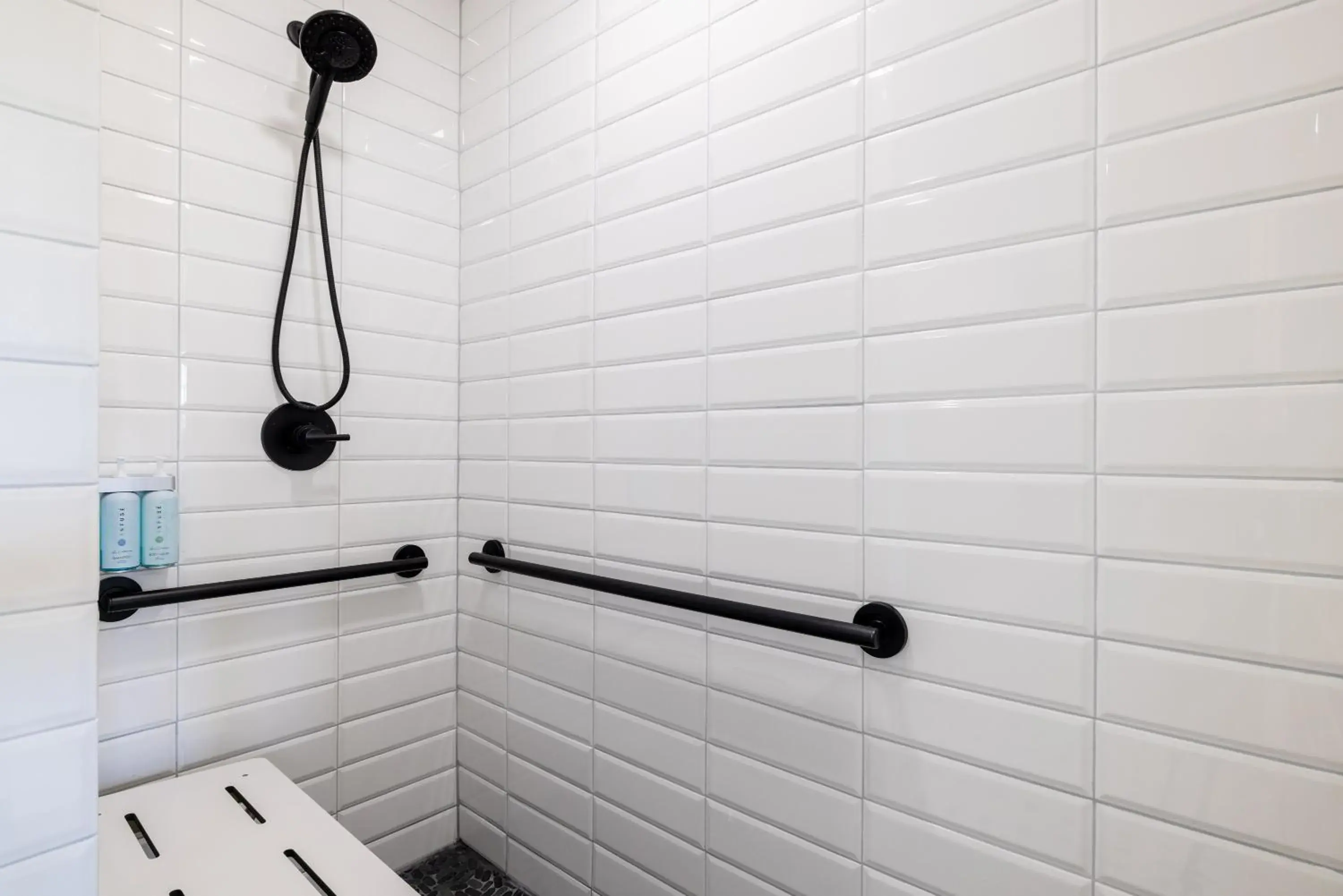 Shower, Bathroom in Tides Oceanview Inn and Cottages