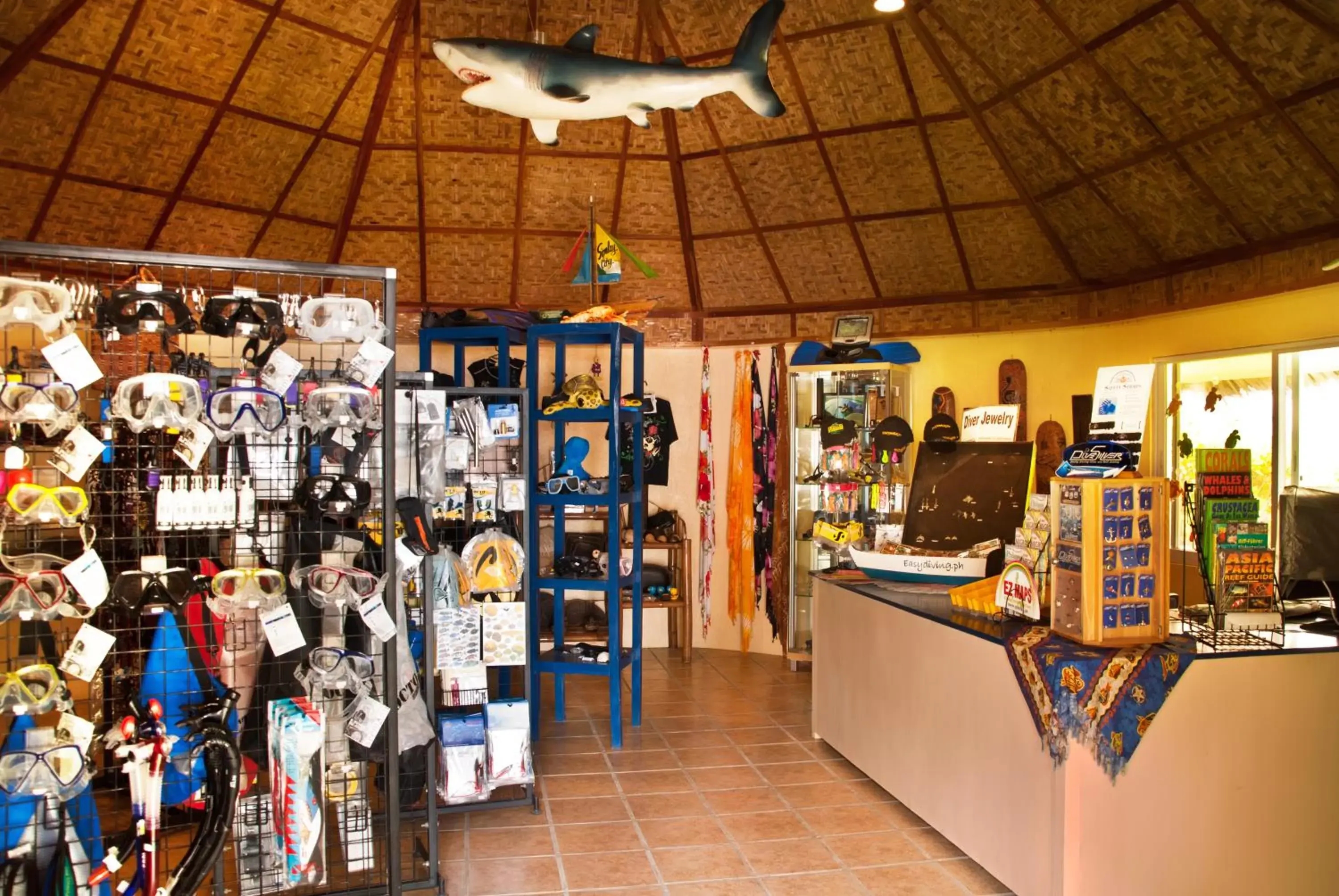 On-site shops in Easy Diving and Beach Resort