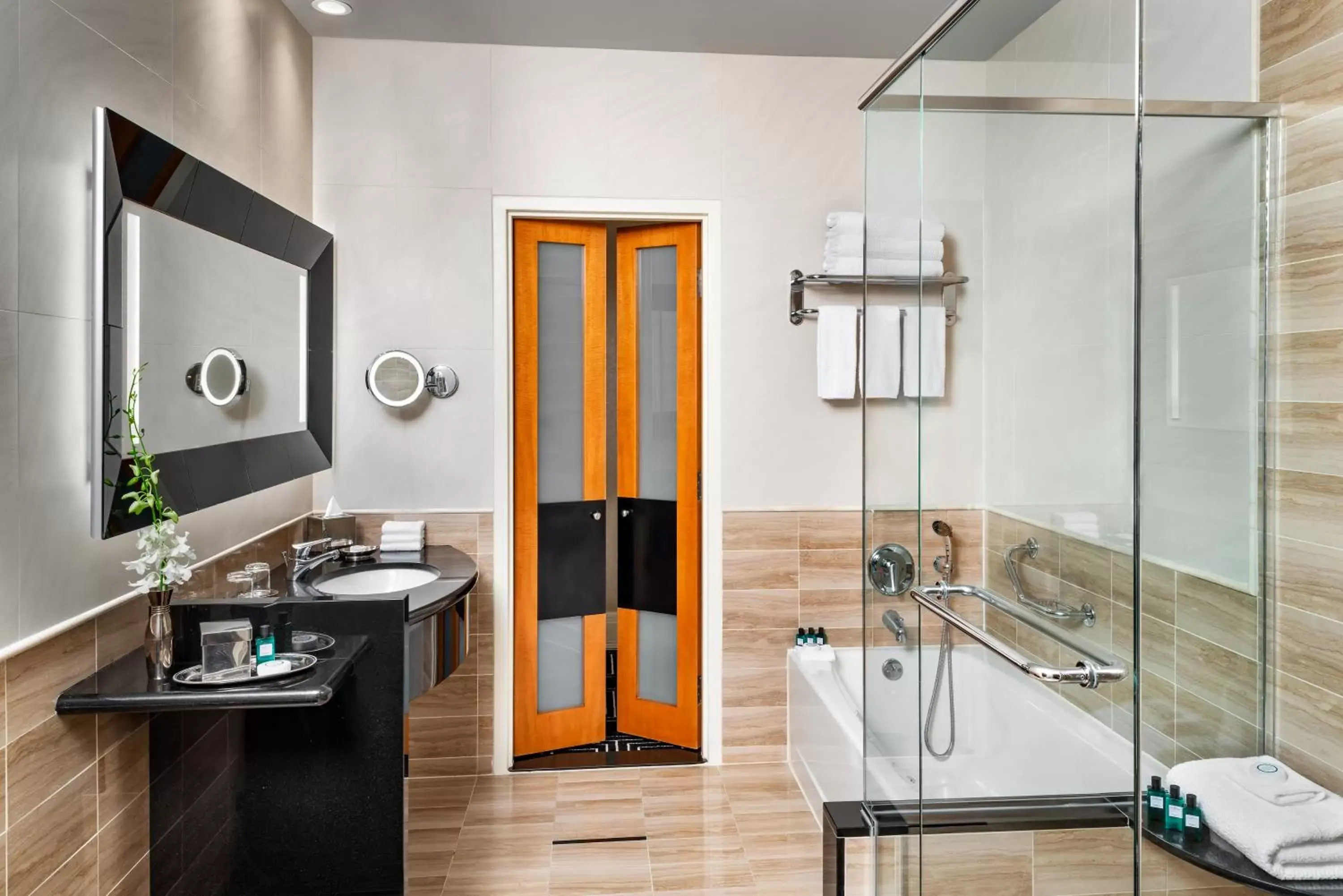 Bathroom in Sofitel Montreal Golden Mile