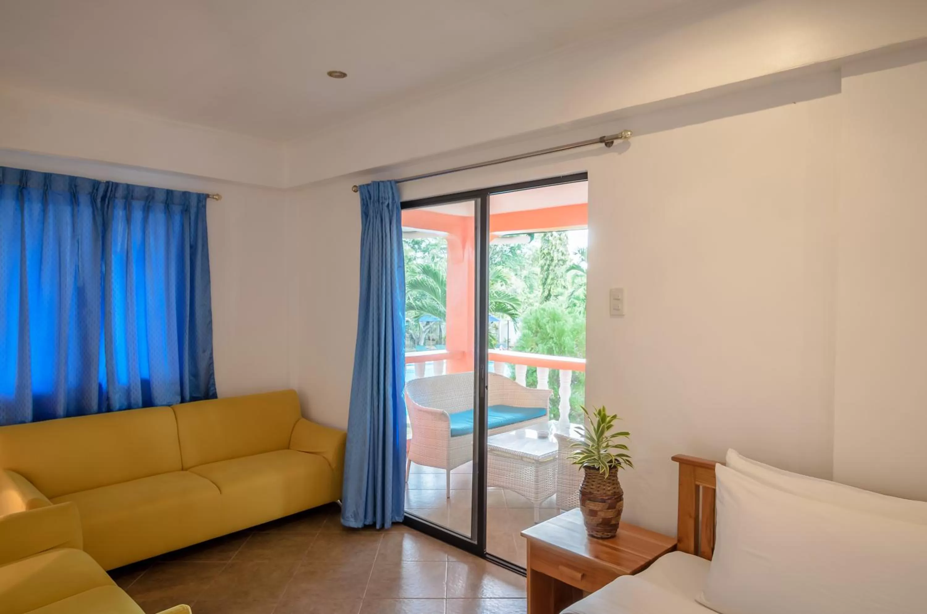 Bedroom, Bed in Bohol Sea Resort