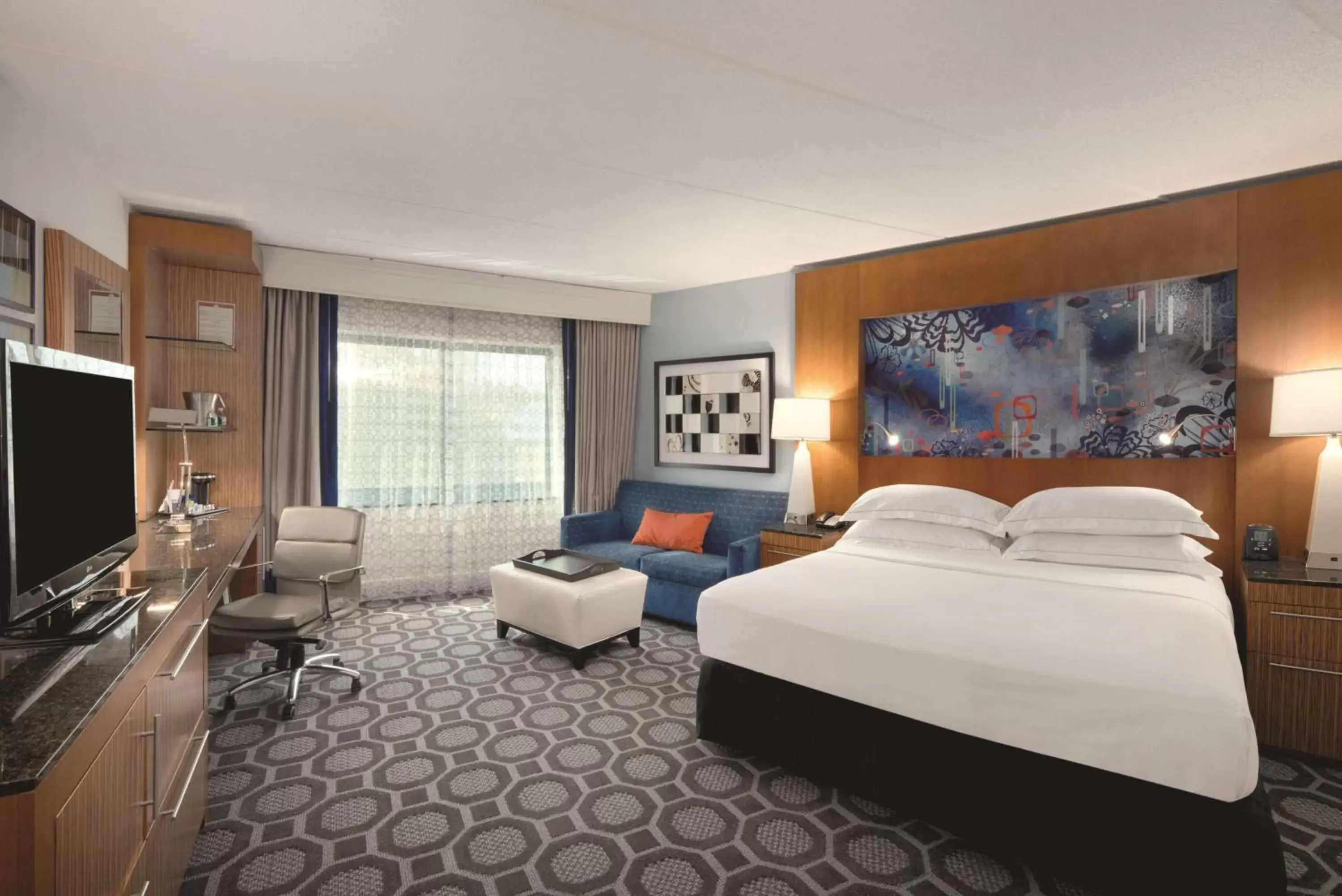 Bedroom, Bed in Hilton Long Island/Huntington Bedroom, Bed in Hilton Long Island/Huntington