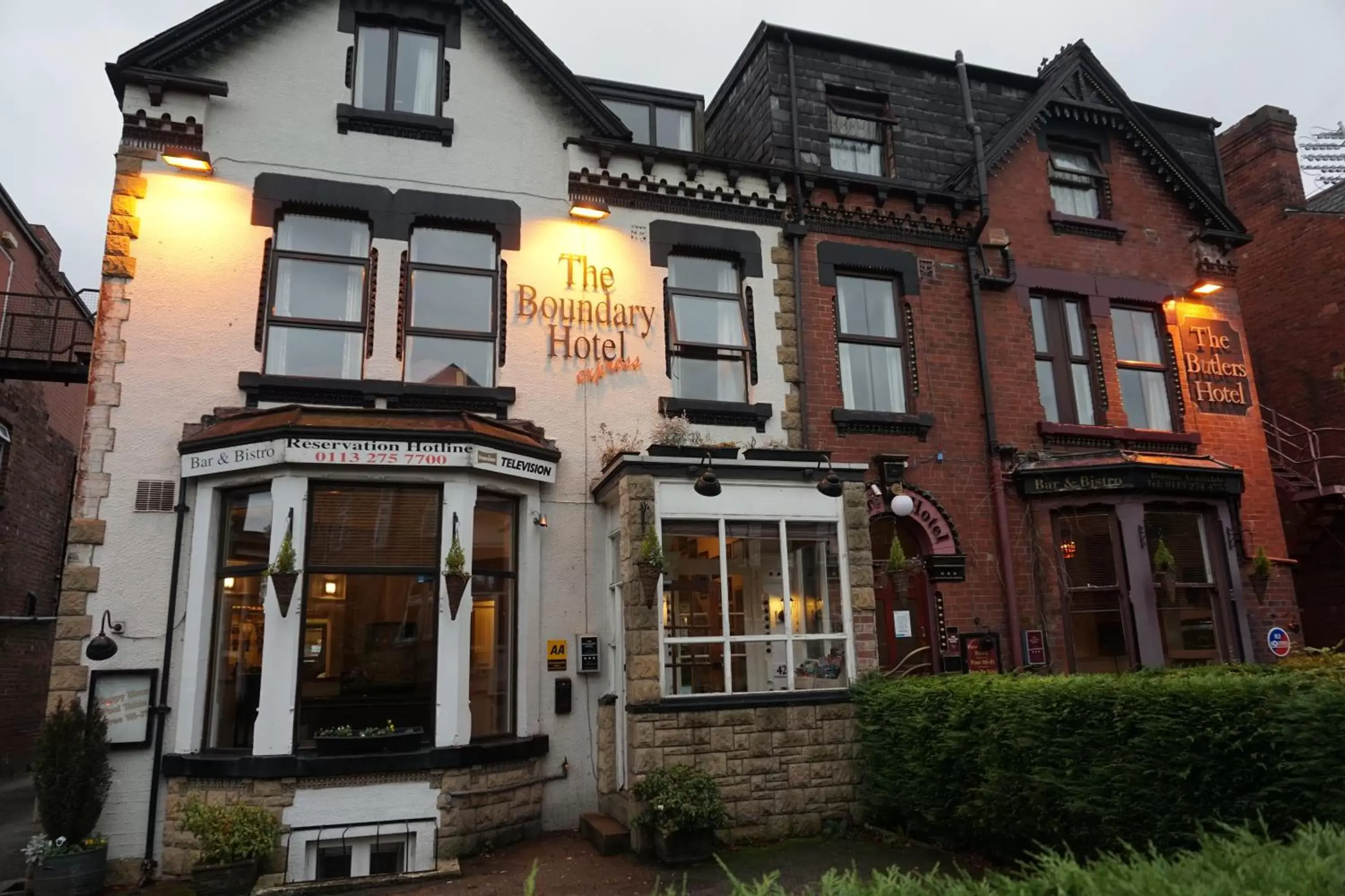 Restaurant/places to eat, Property Building in The Butlers Hotel