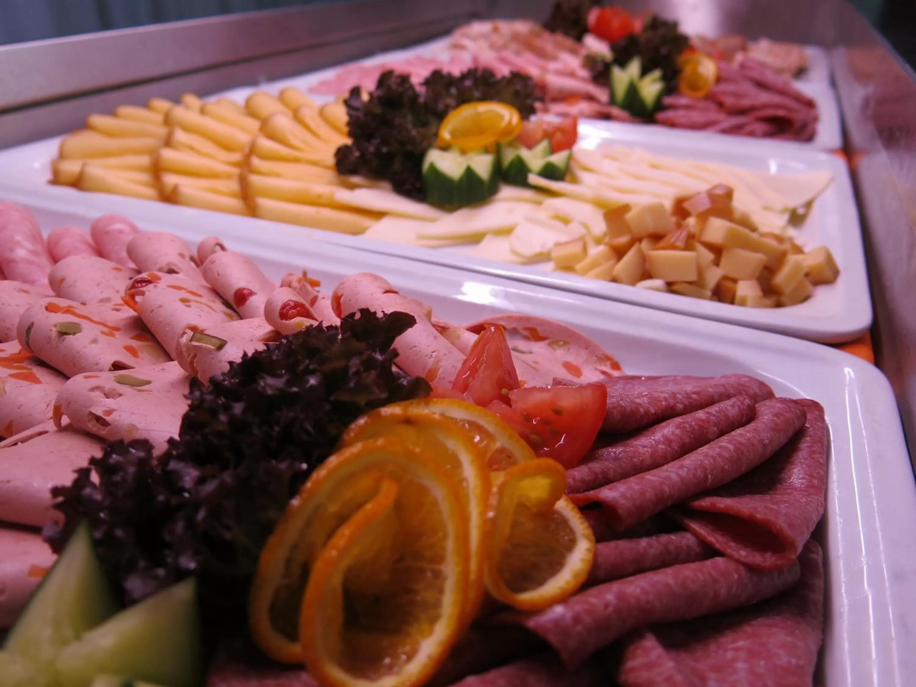 Buffet breakfast in Olympik Tristar