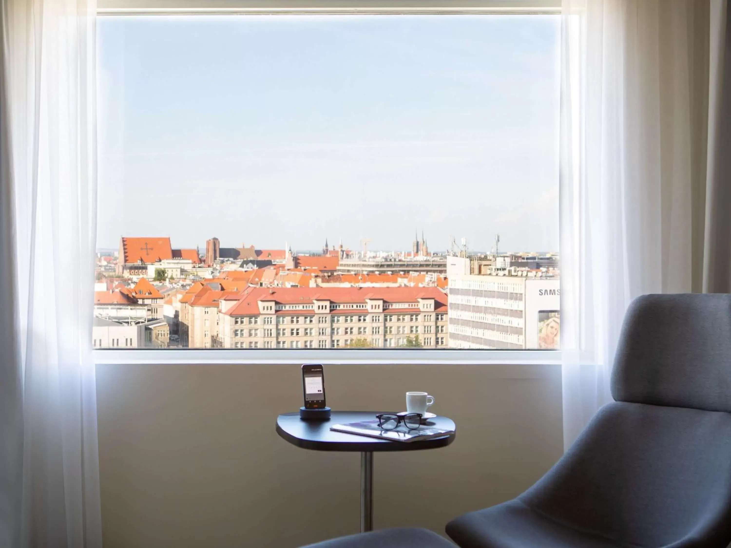 Photo of the whole room in Novotel Wrocław Centrum