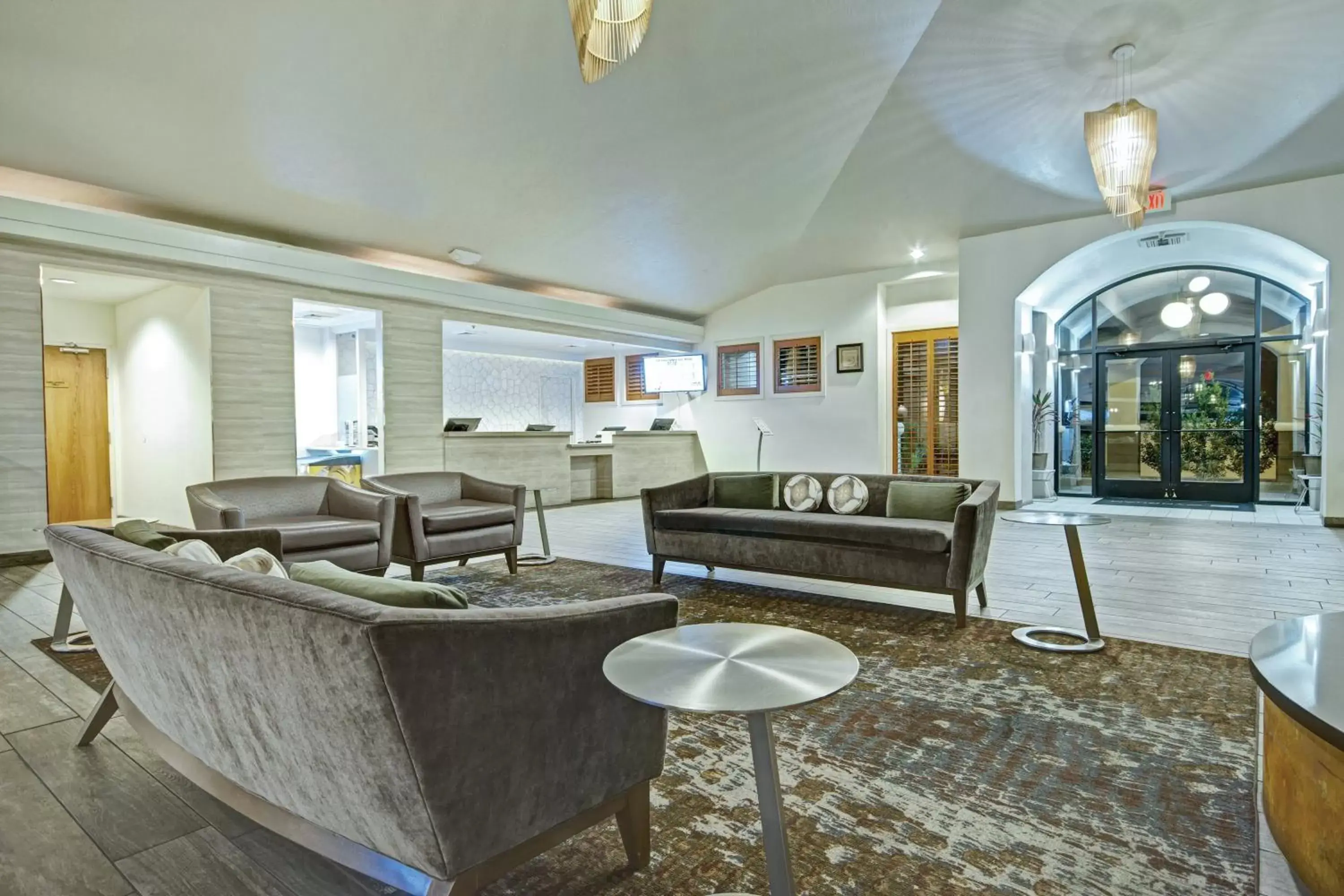 Lobby or reception, Lounge/Bar in Desert Rose Resort