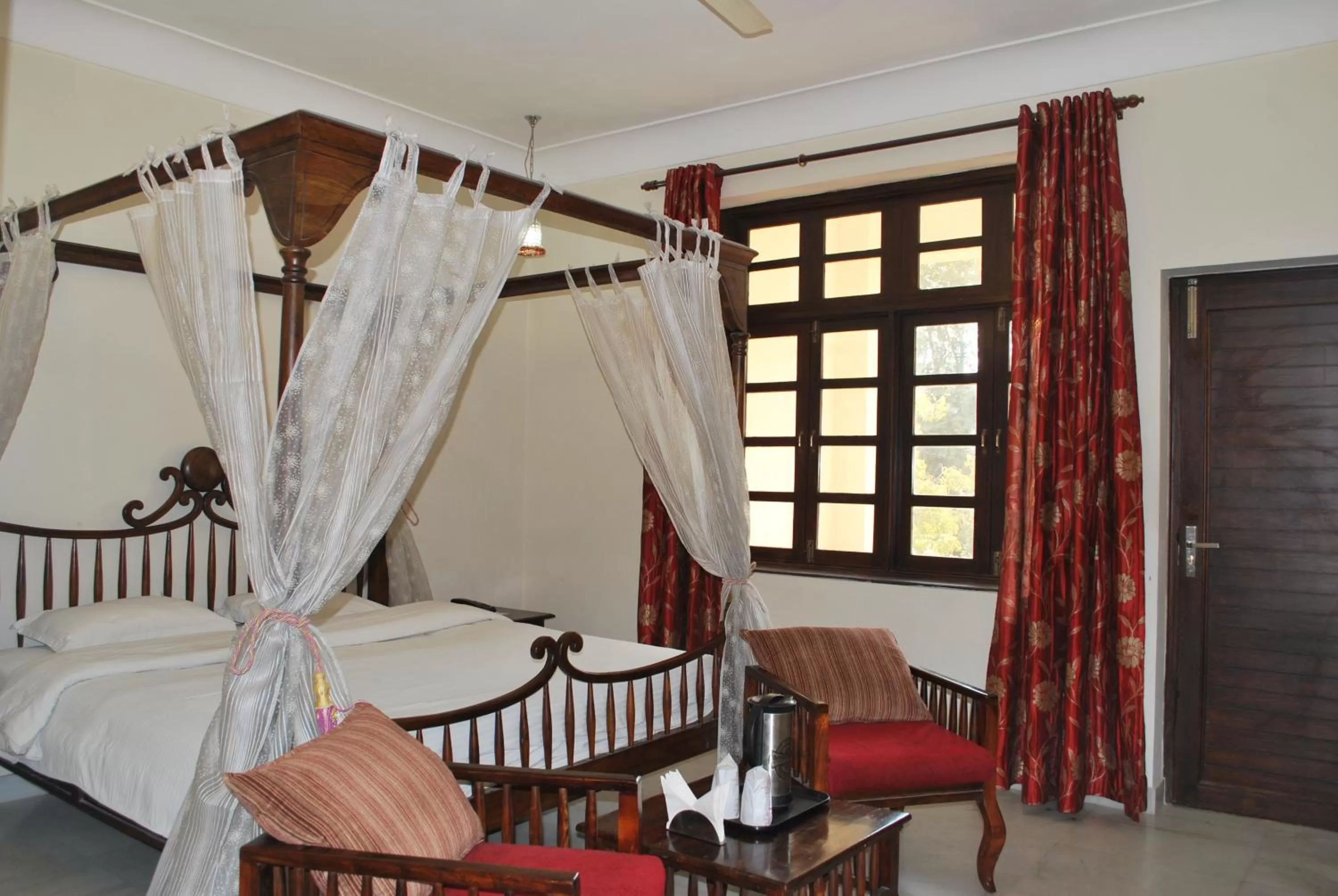 Balcony/Terrace, Bed in Hotel H R Palace