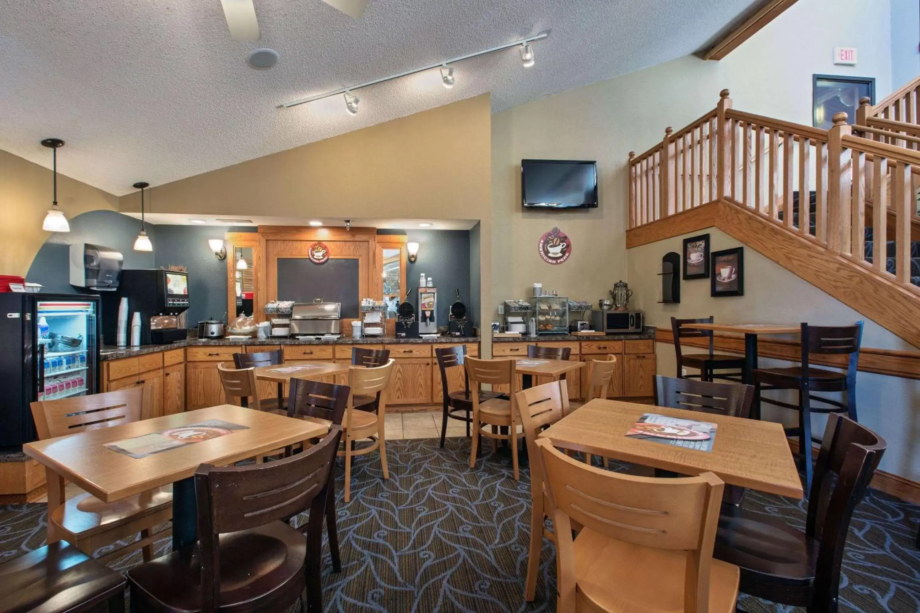 Restaurant/Places to Eat in AmericInn by Wyndham Fort Dodge
