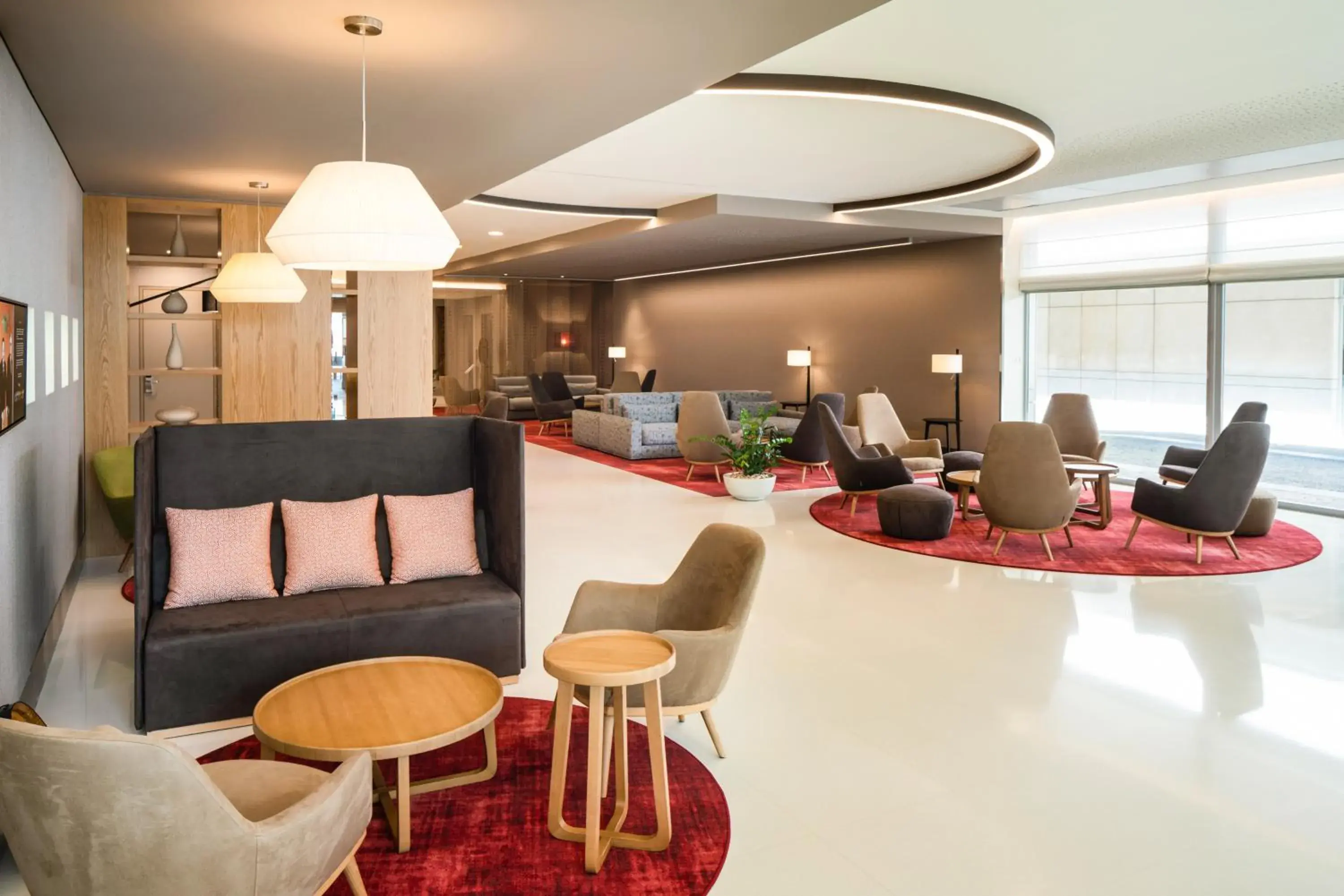Lobby or reception in Hotel Mercure Porto Gaia