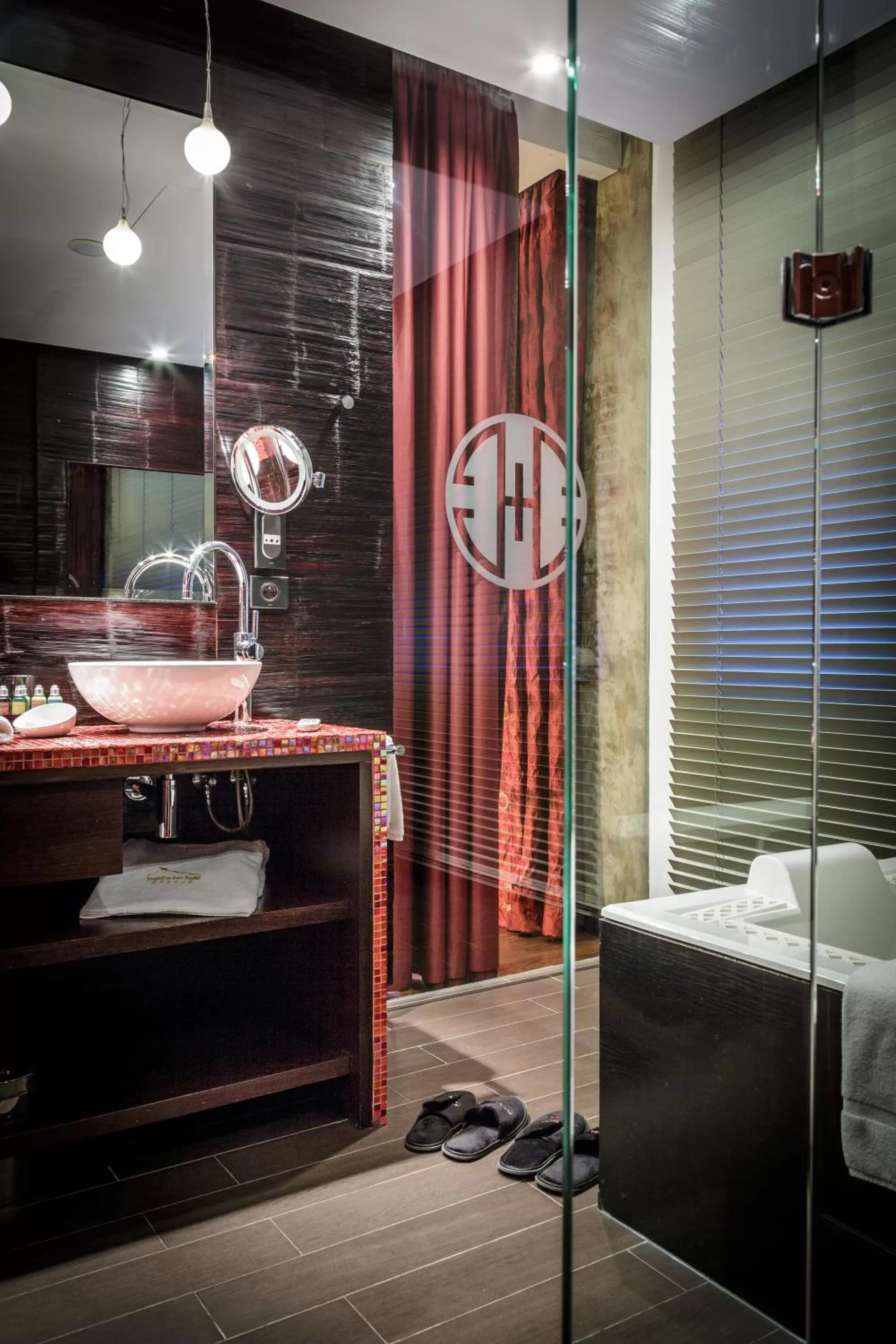 Other, Bed in Buddha-Bar Hotel Prague