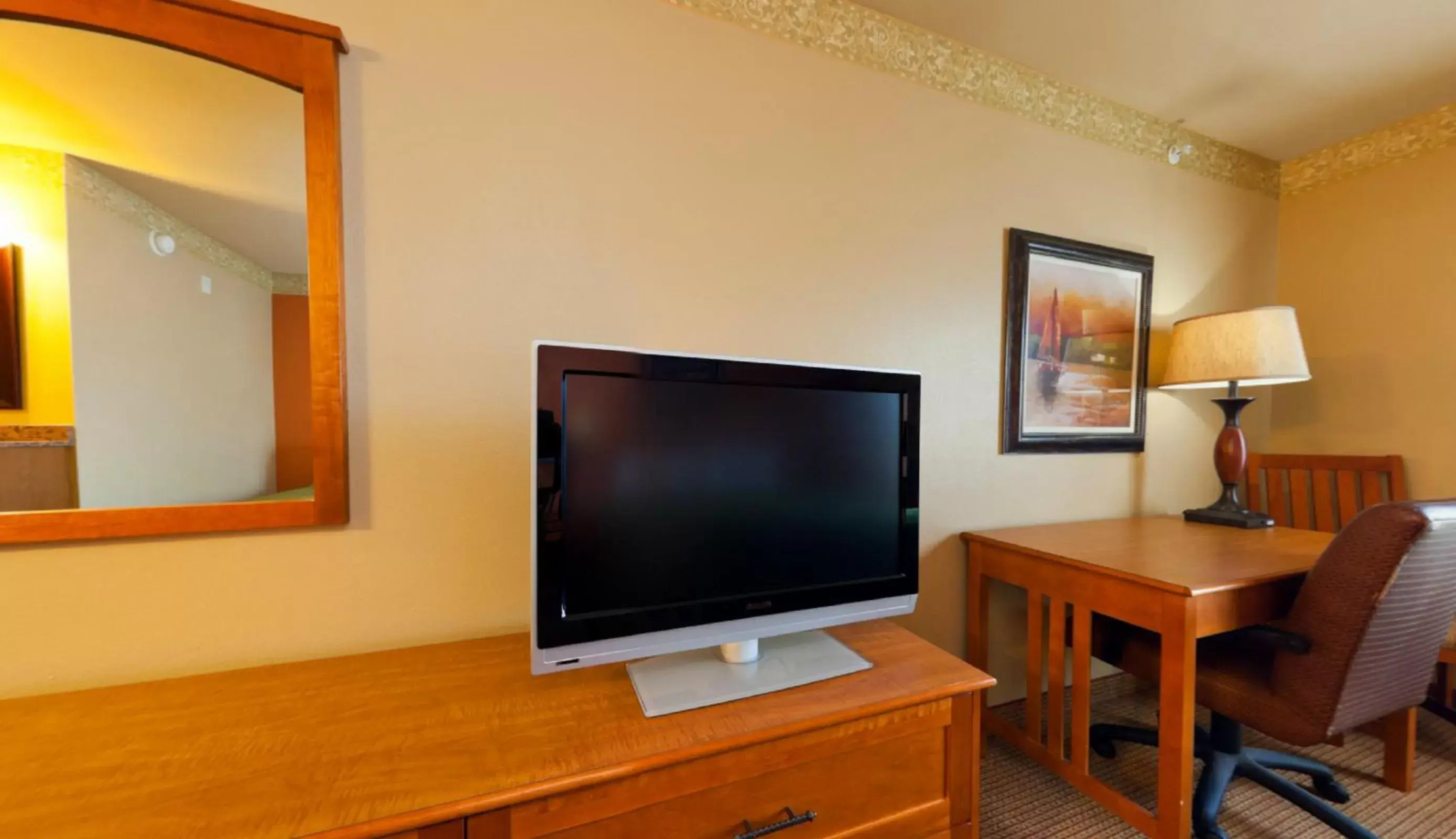 Decorative detail, TV/Entertainment Center in Country Inn & Suites by Radisson, Portage, IN