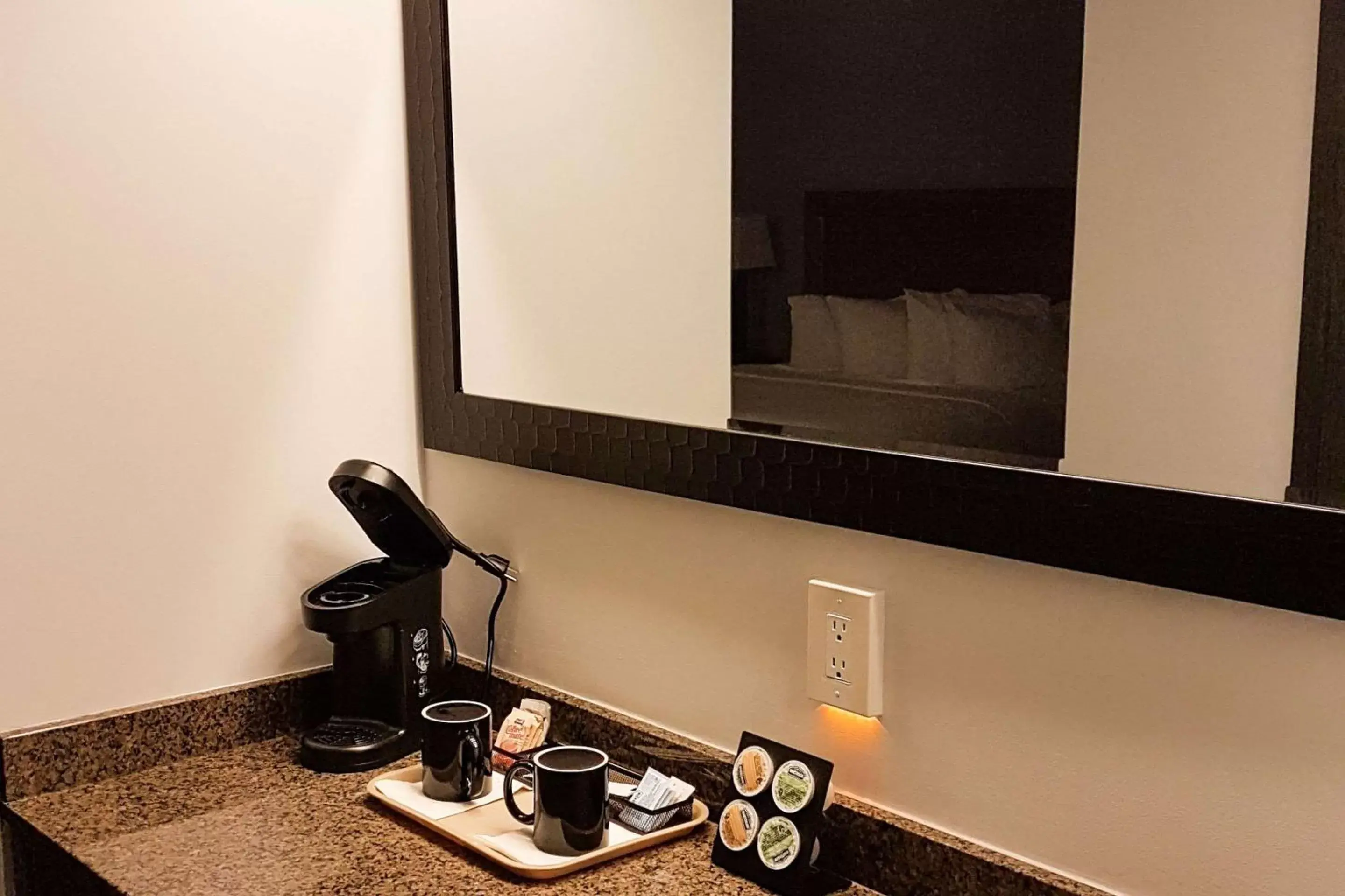 Photo of the whole room, Bathroom in Quality Inn West Edmonton