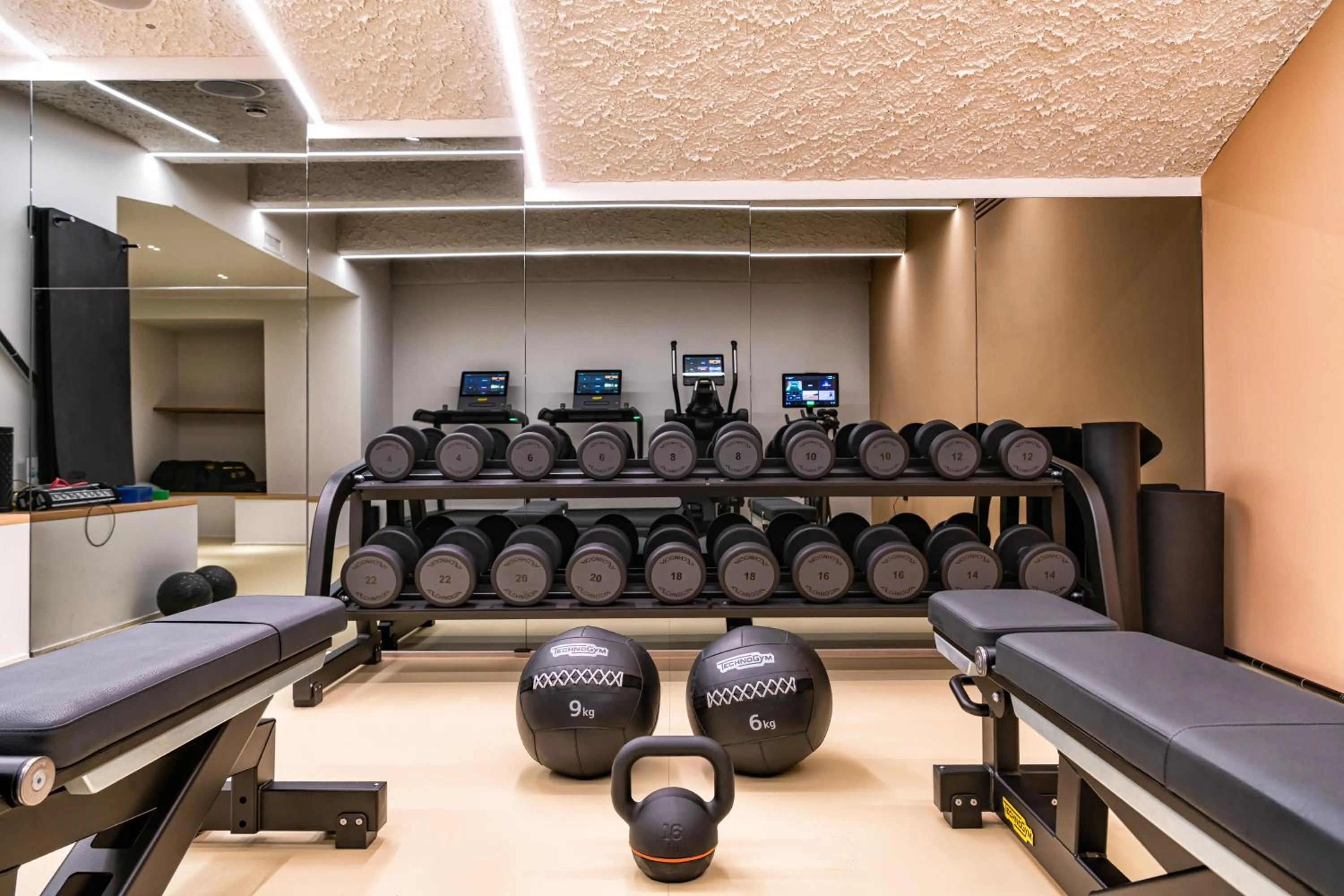 Fitness centre/facilities in Palazzo Tirso MGallery Cagliari