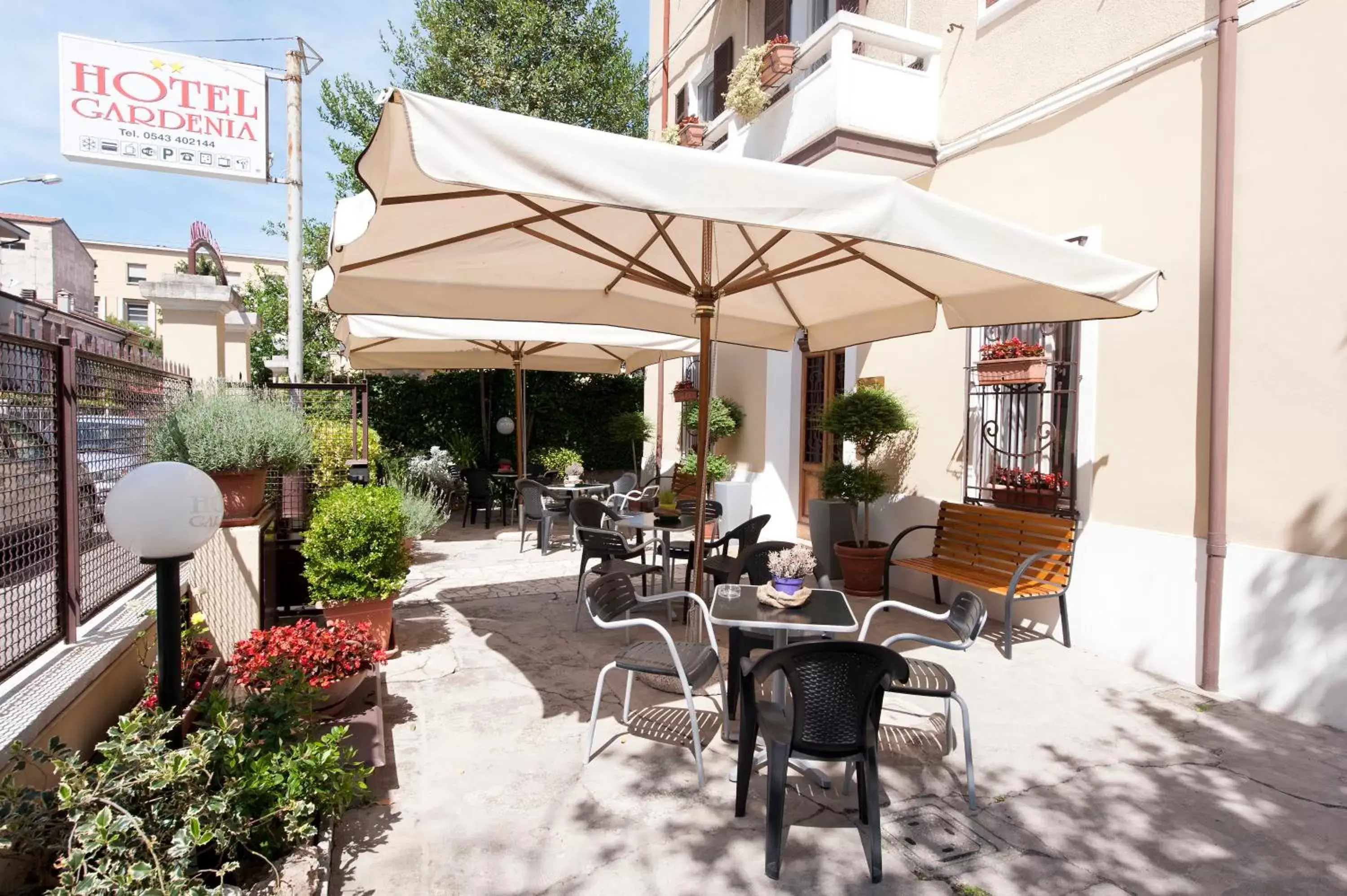 Garden, Restaurant/Places to Eat in Hotel Gardenia