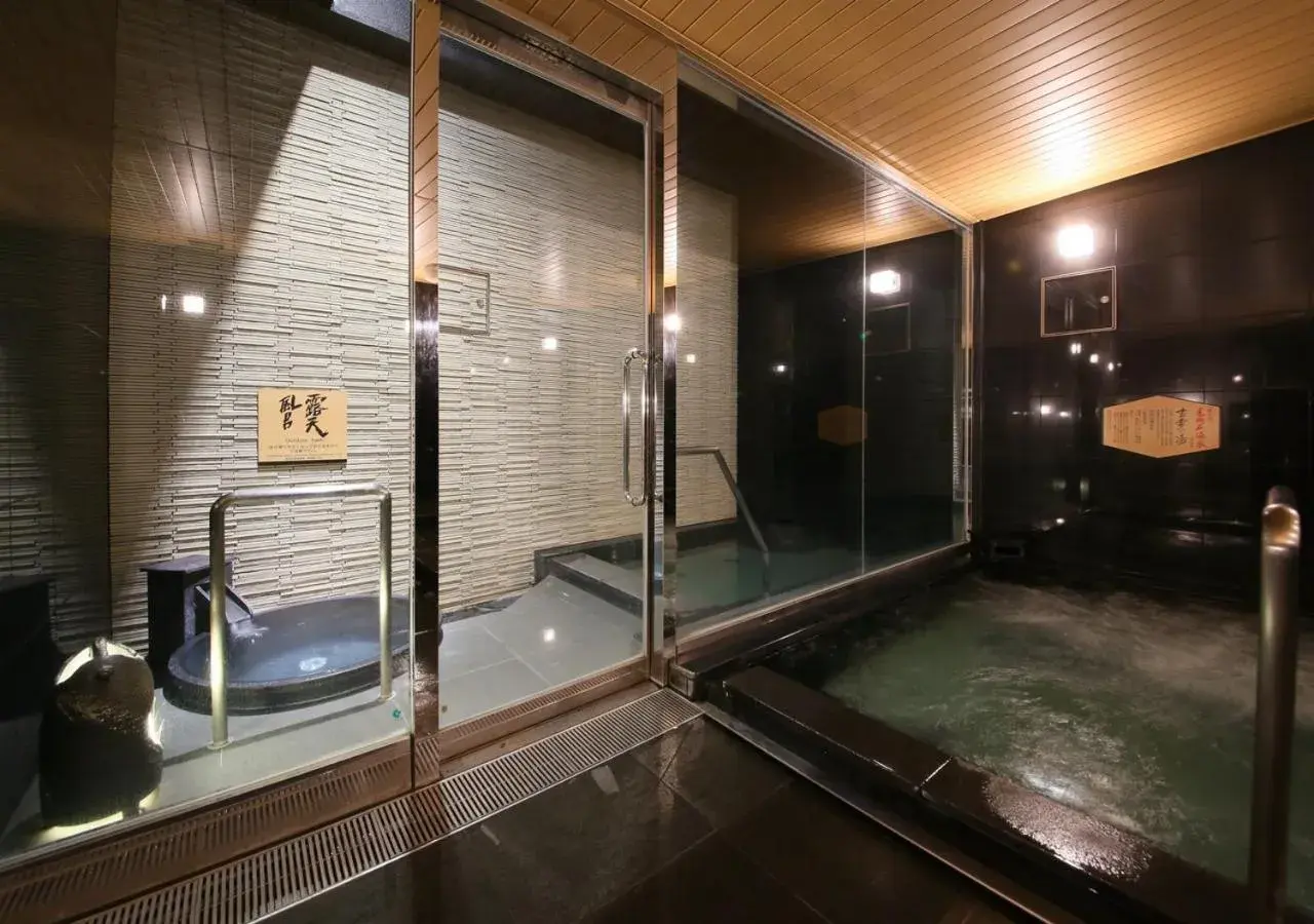 Public Bath, Swimming Pool in APA Hotel Shinjuku-Gyoemmae