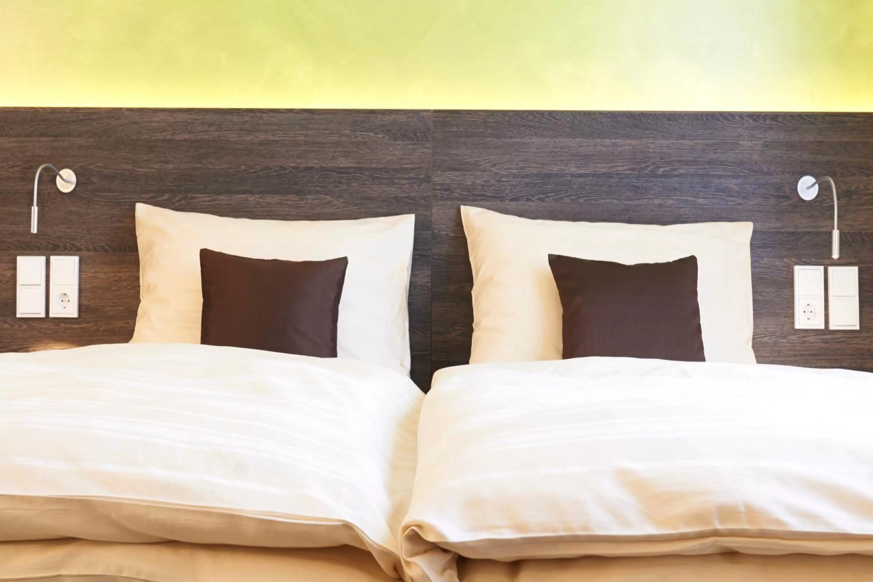 Decorative detail, Bed in eee Hotel Traun