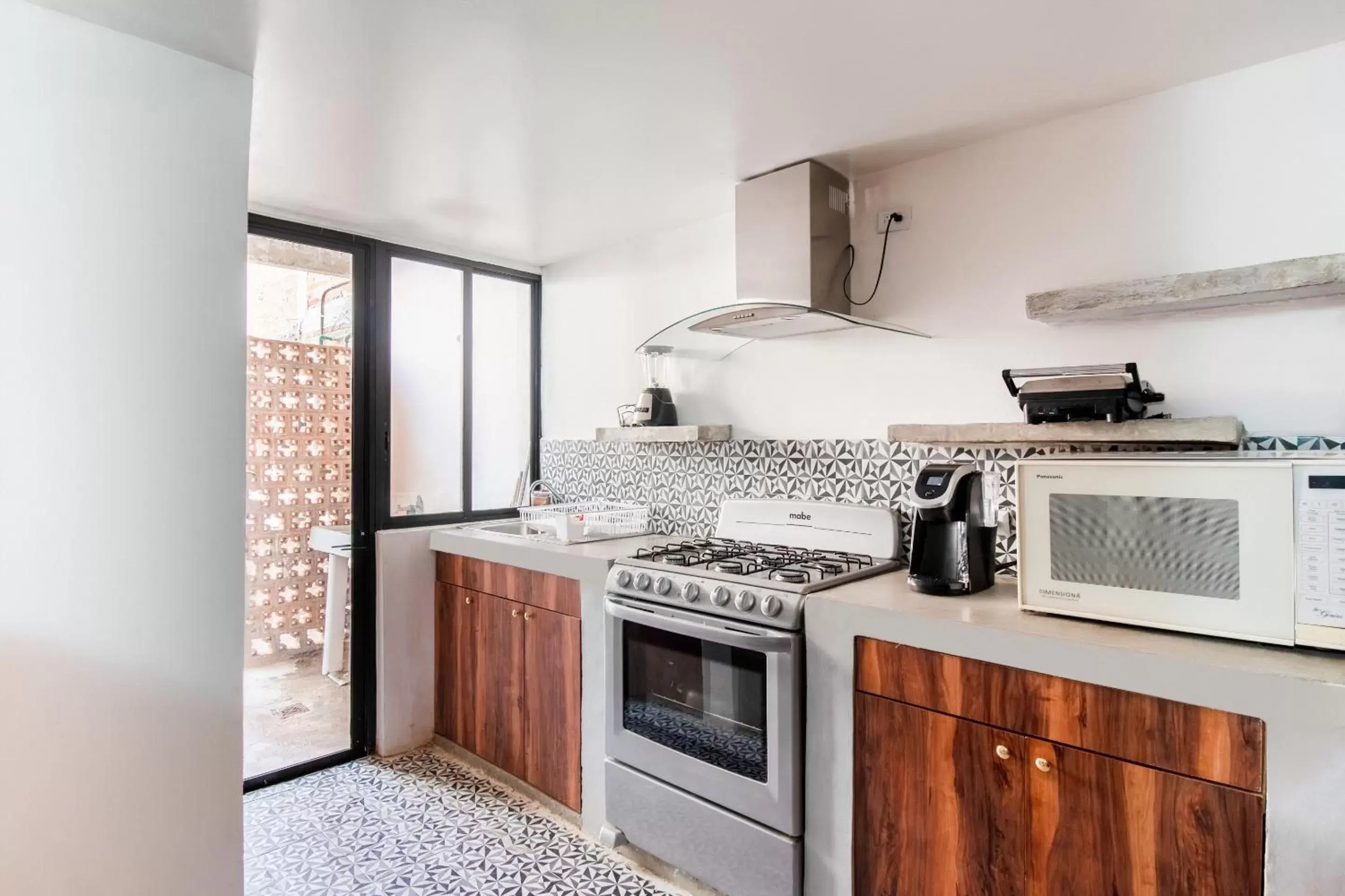 Communal kitchen, Kitchen/Kitchenette in Hotel De Guadalupe