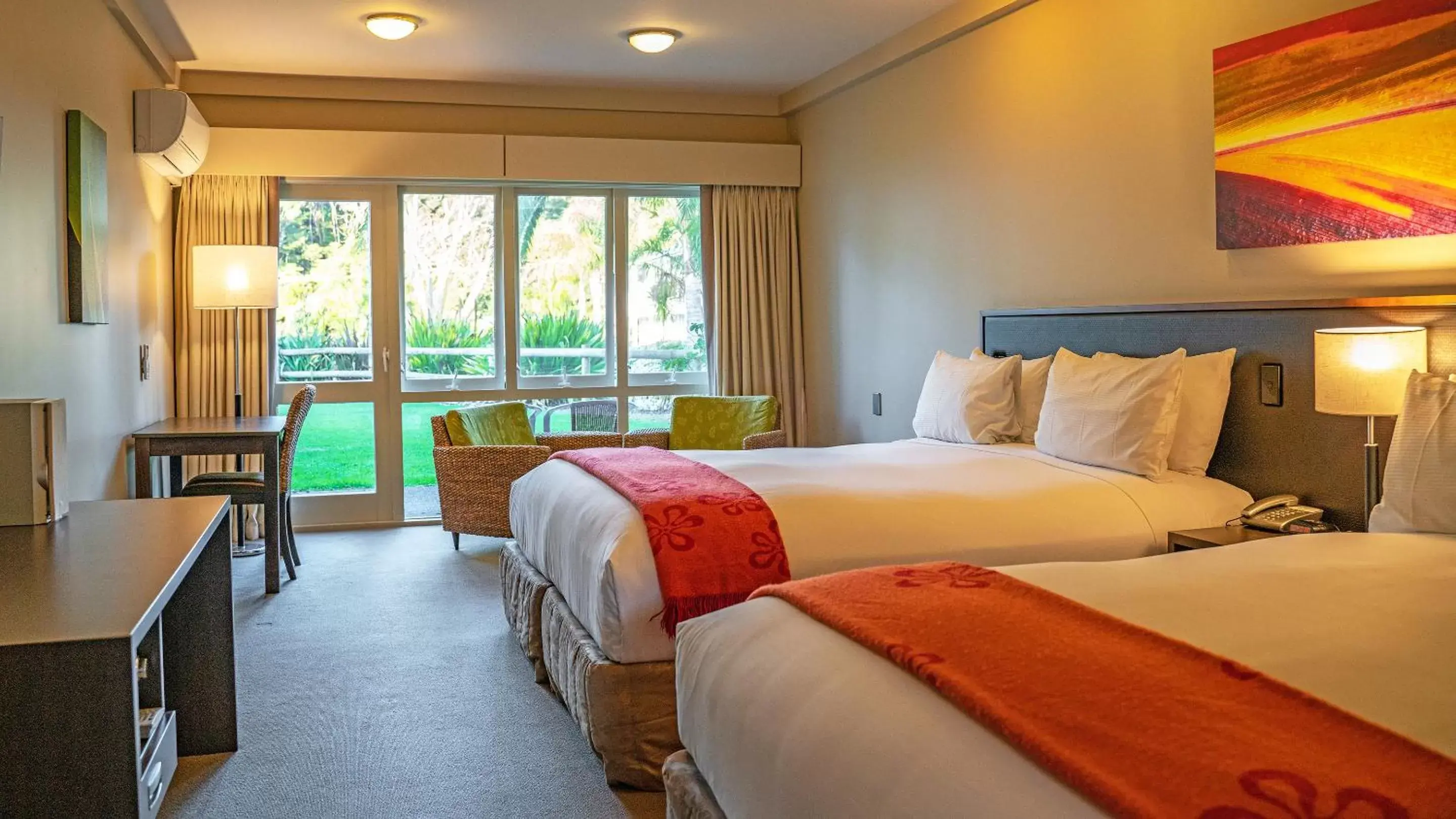Bed in Scenic Hotel Bay of Islands