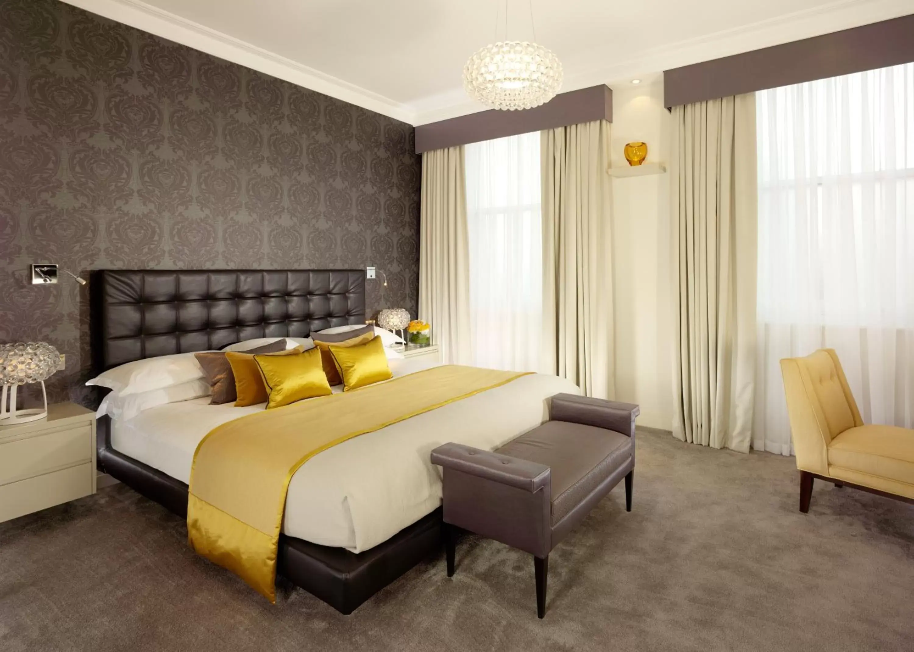 Bed in Taj 51 Buckingham Gate Suites and Residences