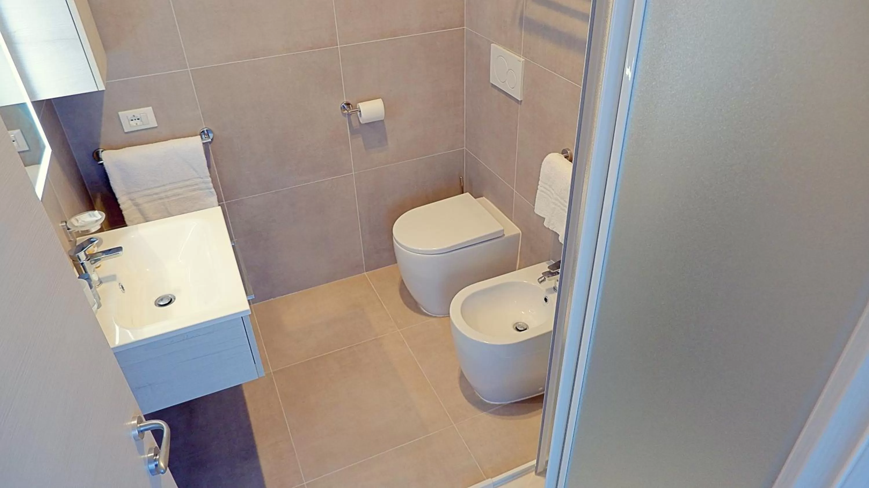 Bathroom in Pianomare Riviera Apartments and Rooms