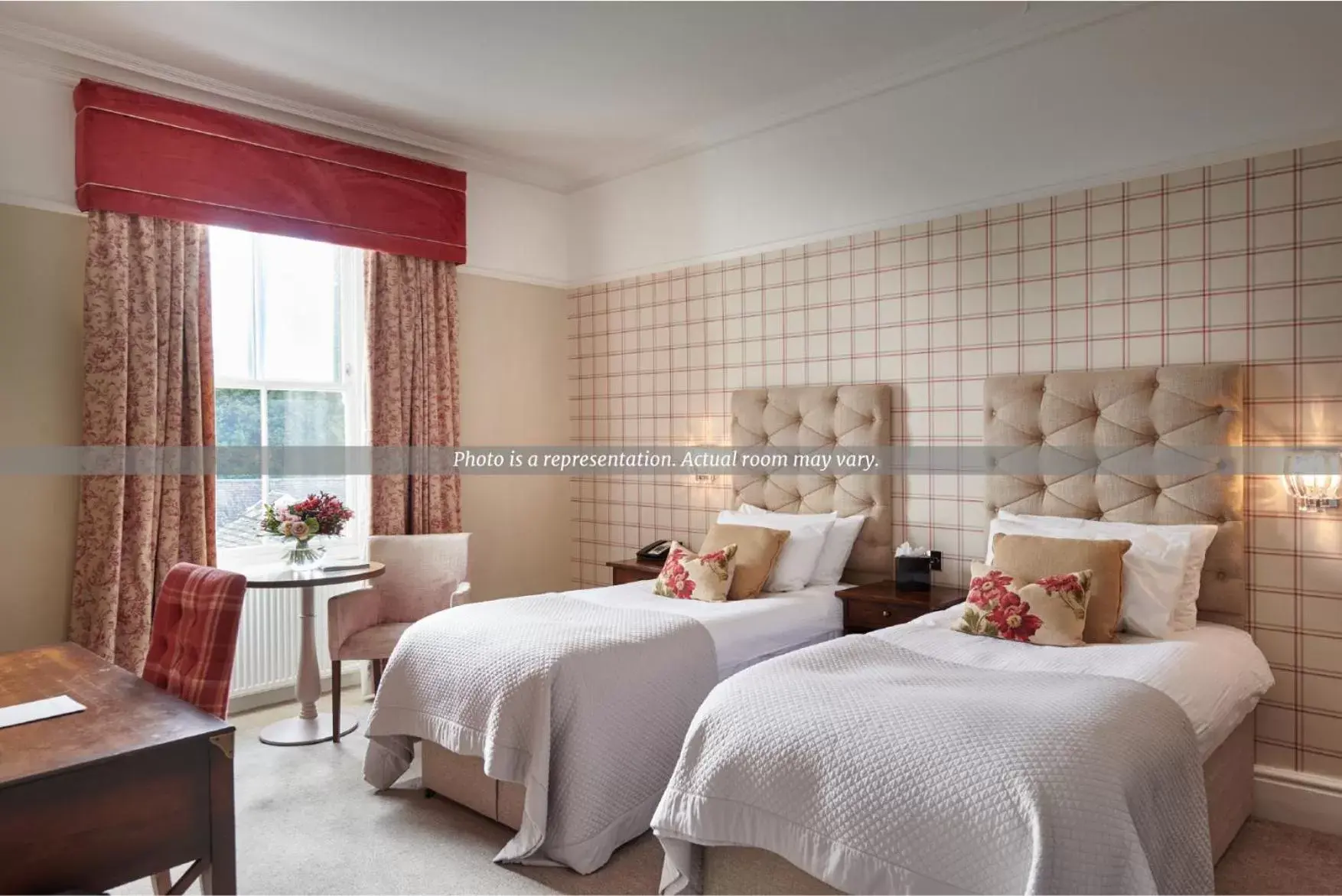 Twin Room in The Belsfield Hotel Twin Room in The Belsfield Hotel