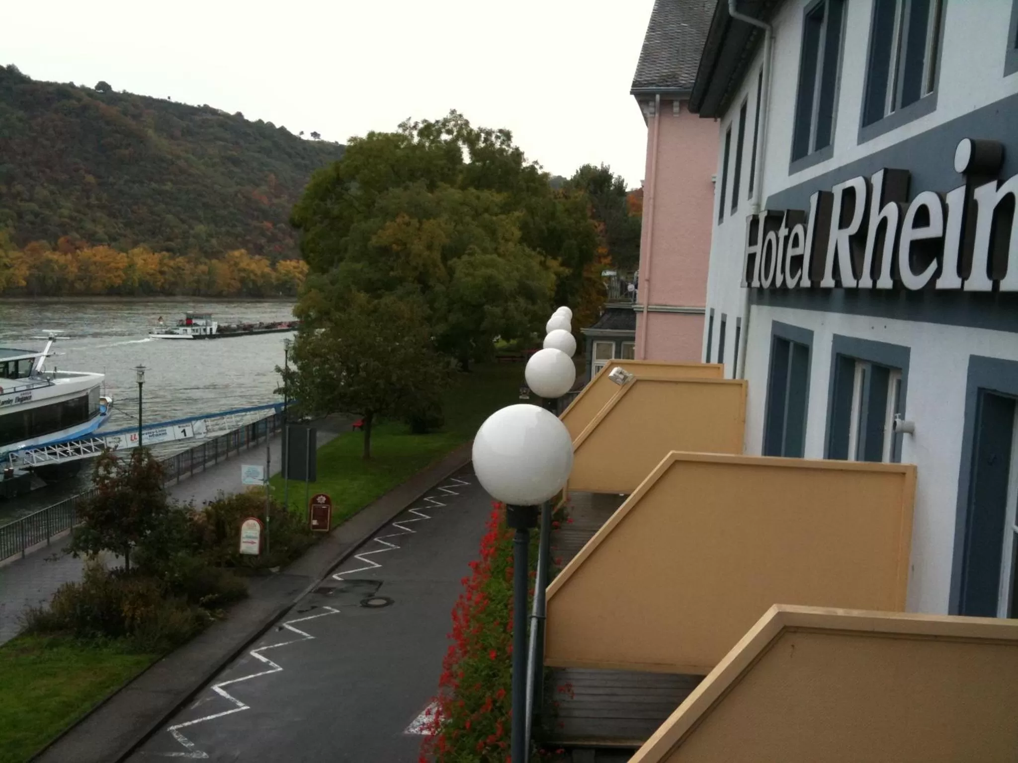 Facade/entrance in Hotel Rheinlust