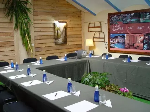 Meeting/conference room in Hospedium Hacienda Las Cavas